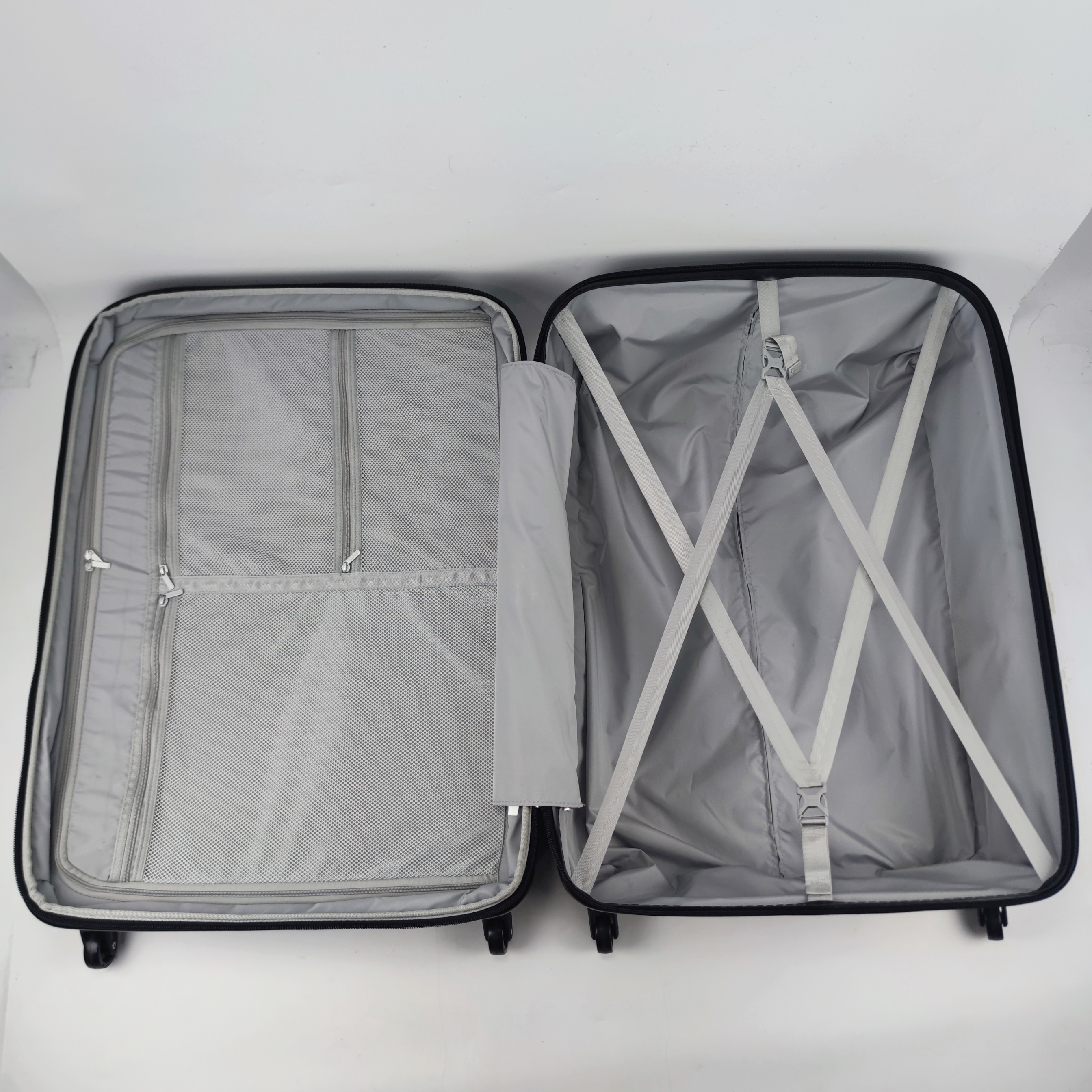 Lojel Lucid Hardcase Luggage 30 Inch Navy ✔️
