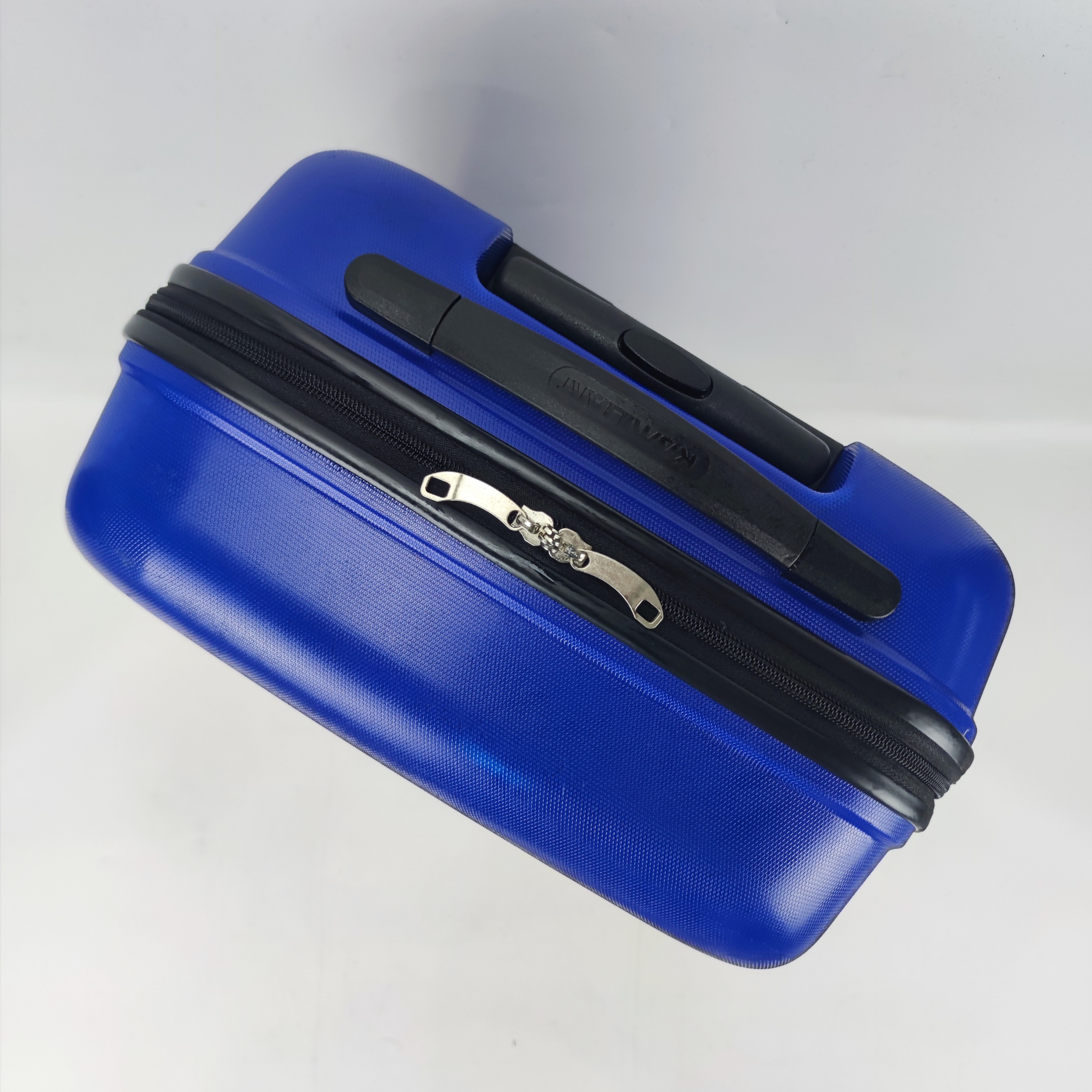 Kamiliant Martial Hardcase Luggage 20 Inch AR✔️