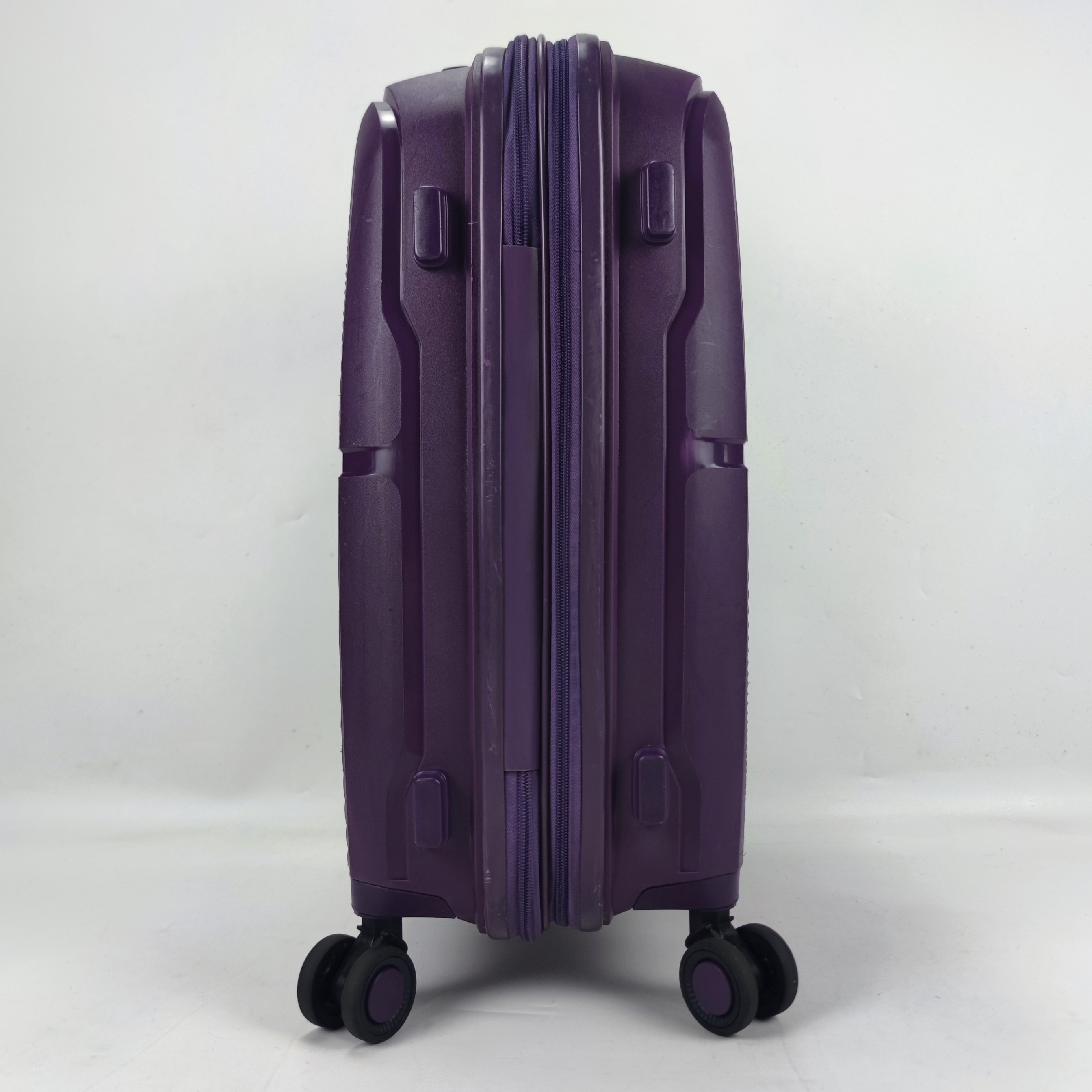 Pierre Cardin 1918 Spinner Hardcase Luggage 20 Inch Purple ✔️