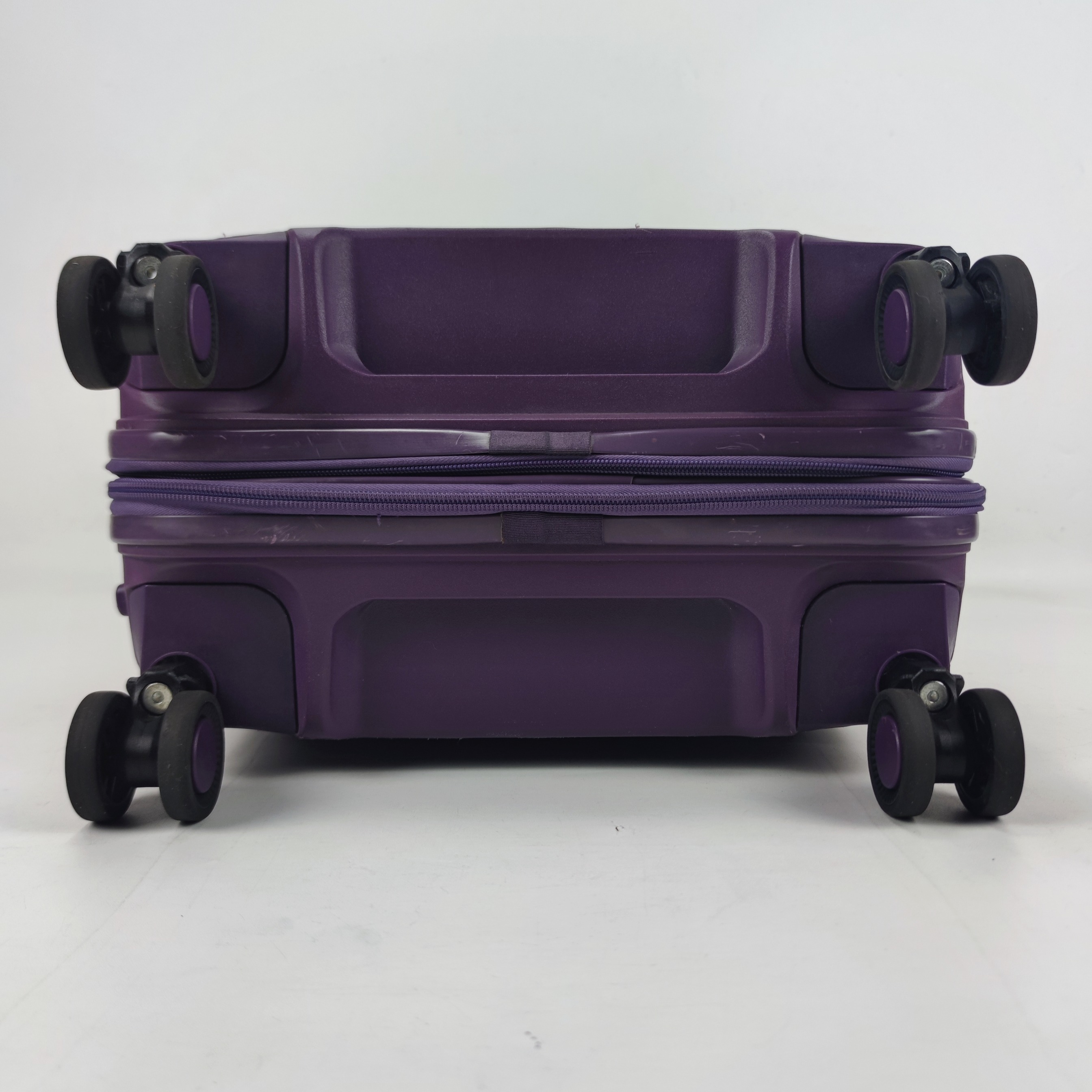 Pierre Cardin 1918 Spinner Hardcase Luggage 20 Inch Purple ✔️