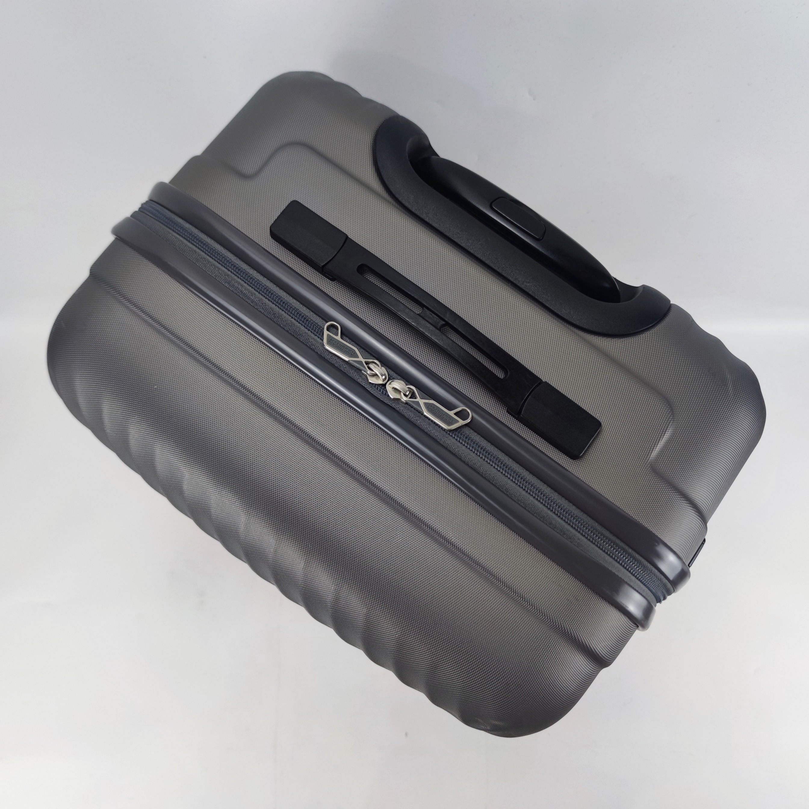 American Tourister Visby Spinner Hardcase Luggage 24 Inch ✔️