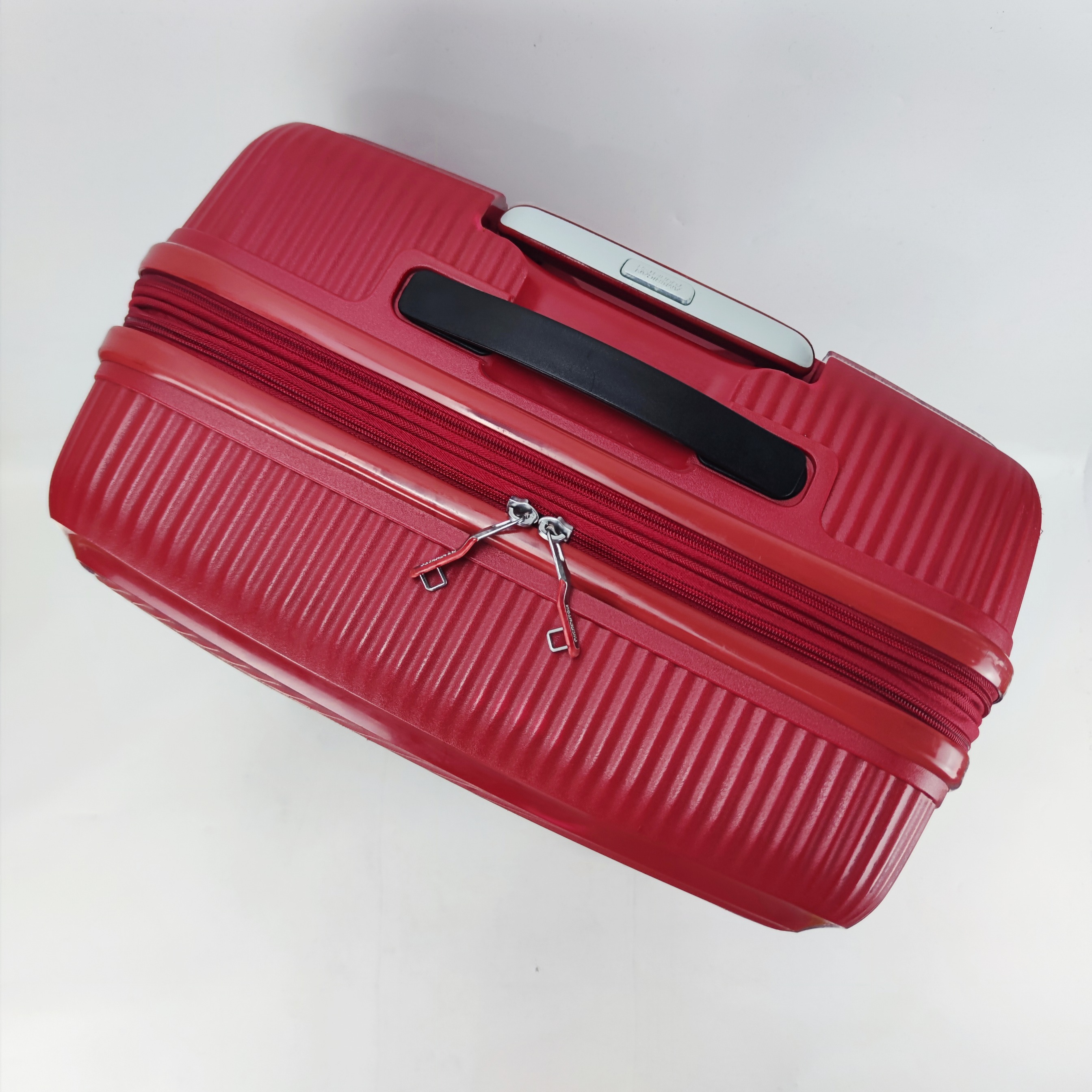 American Tourister Curio Soundbox Spinner Hardcase Luggage 26 Inch Red ✔️