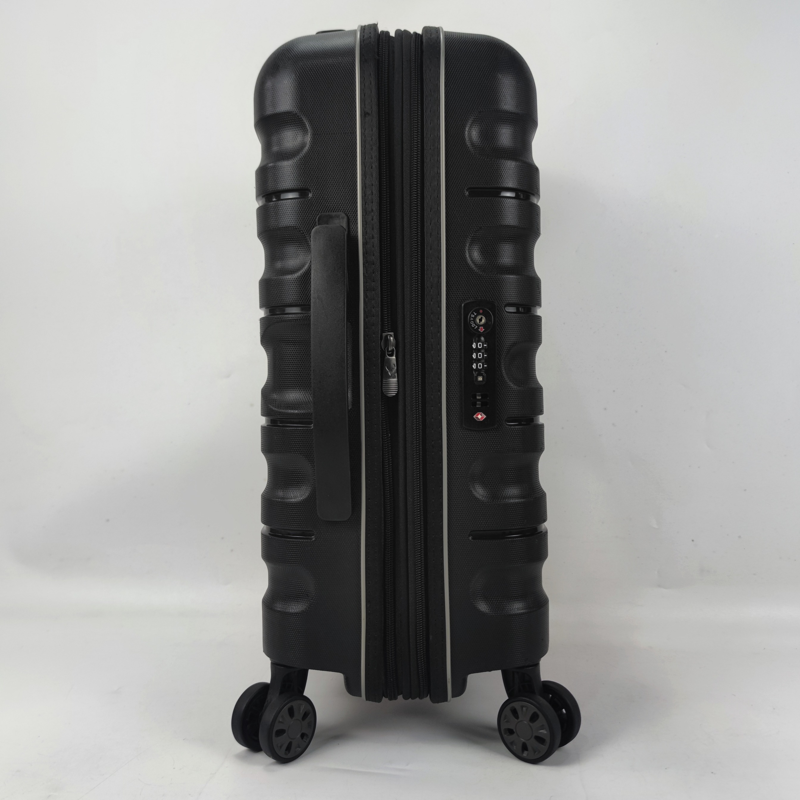 Antler Juno 2.0 Hardcase Luggage 20 Inch Black