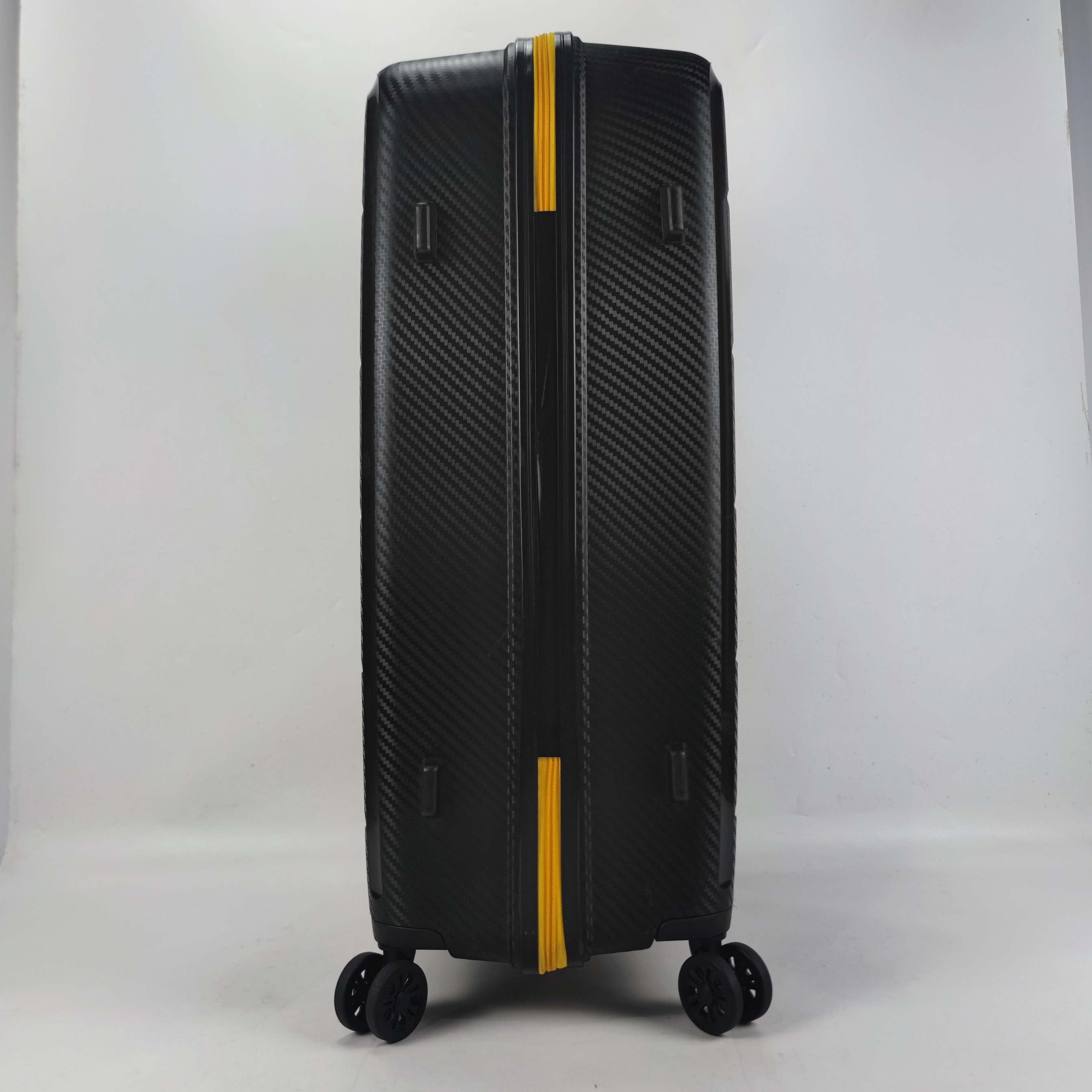 Caterpillar CoolRack Hardcase Luggage 28 Inch Black ⭕