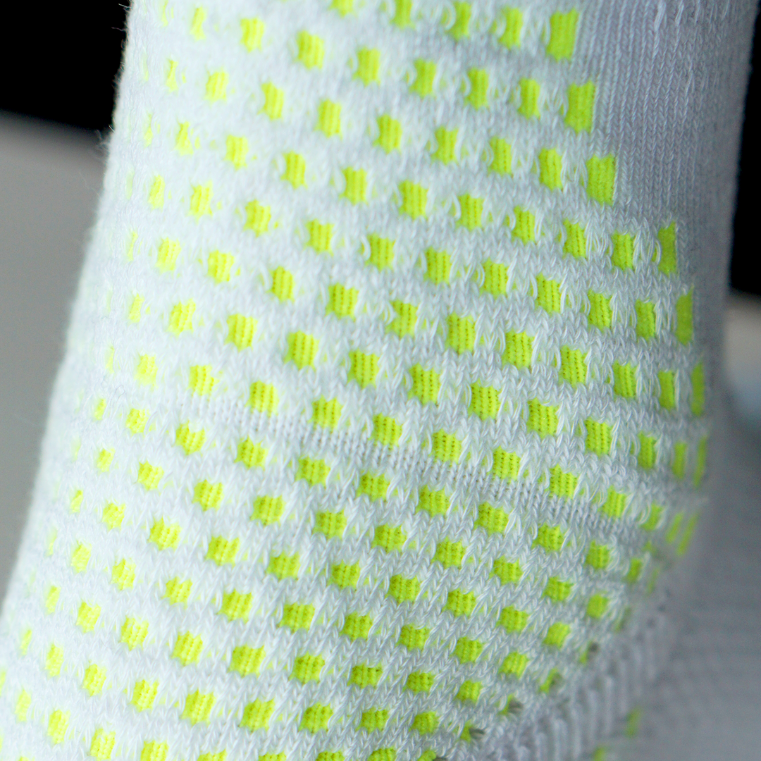 Kaos Kaki Cirrus
