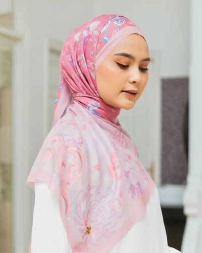Louisa scarves haute pink