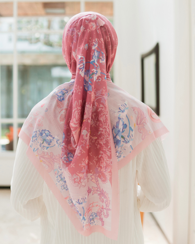 Louisa scarves haute pink