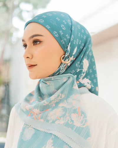 Louisa scarves emerald