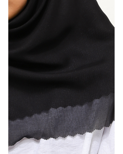 Leena plain scarves black
