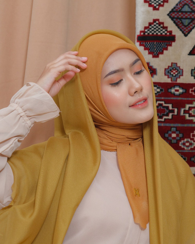Leena plain scarves mustard
