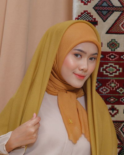 Leena plain scarves mustard