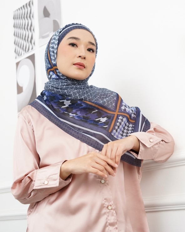 Dasiya Scarves - Navy