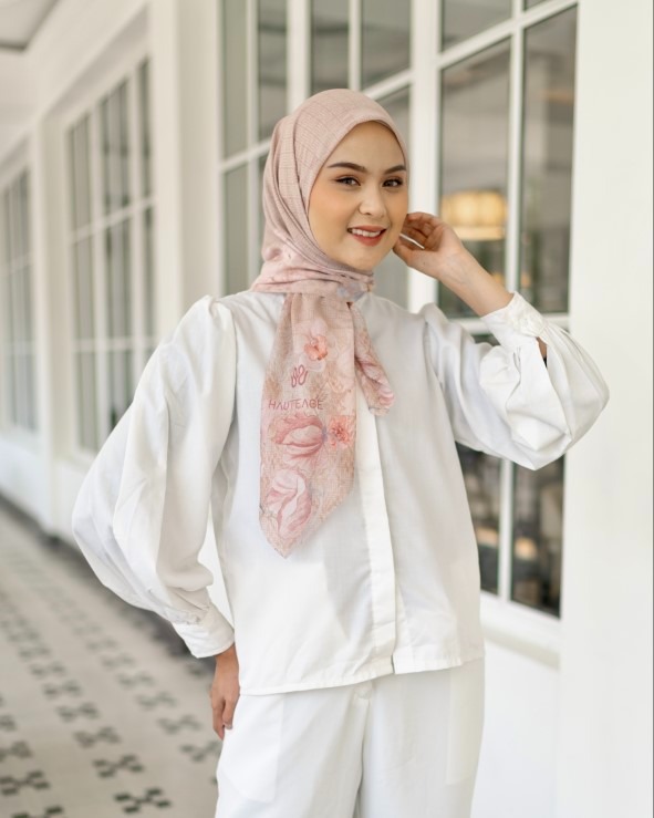 Gauri Scarves - Almond