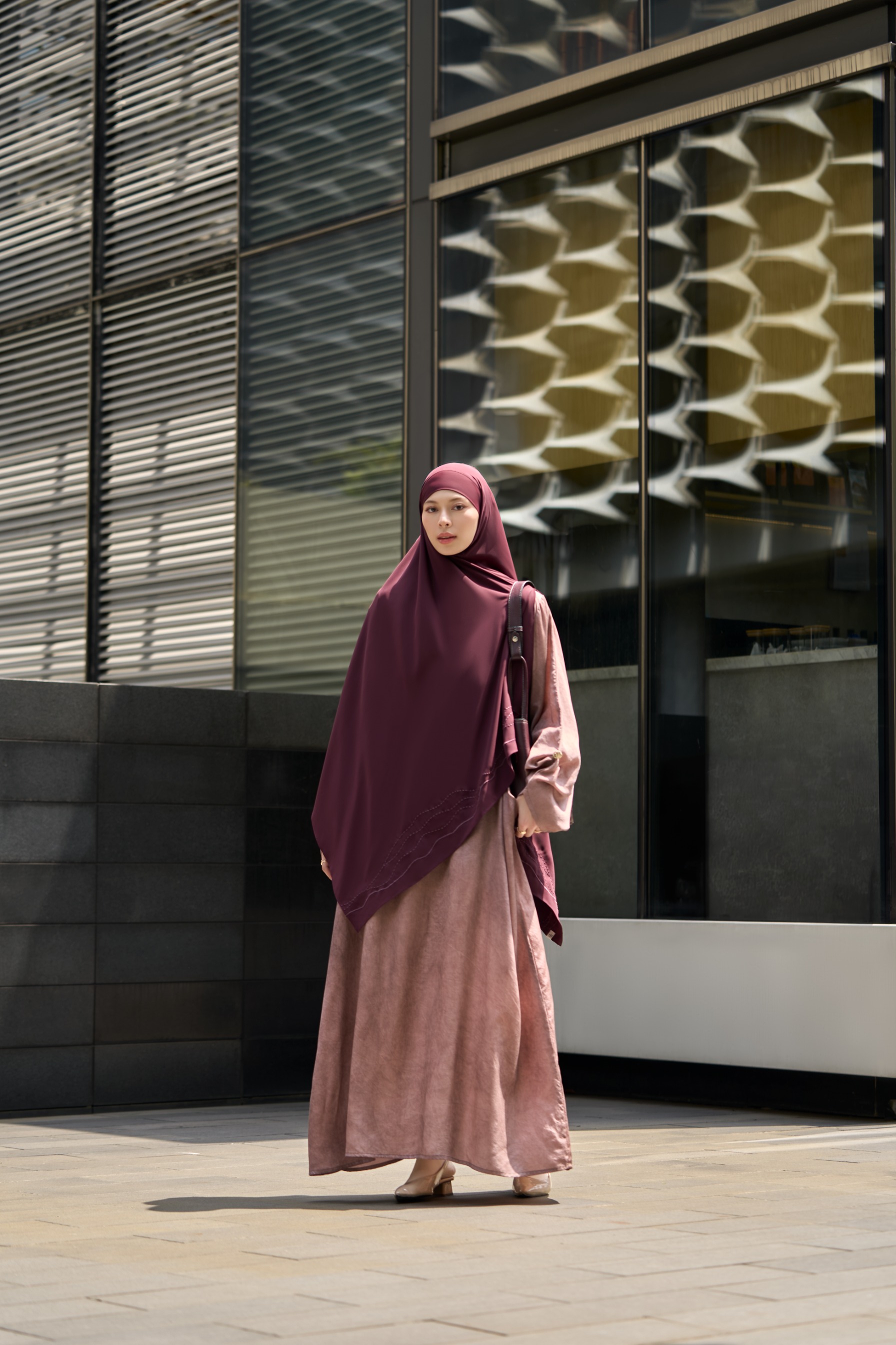 Rihlah Abaya - Abaya Tencel Premium