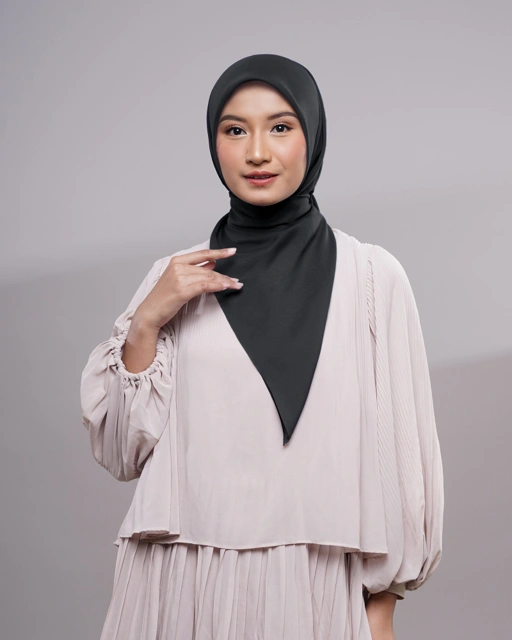 Image of Plain Paris - Hijab Segiempat Paris Jepang Premium Black and White Series