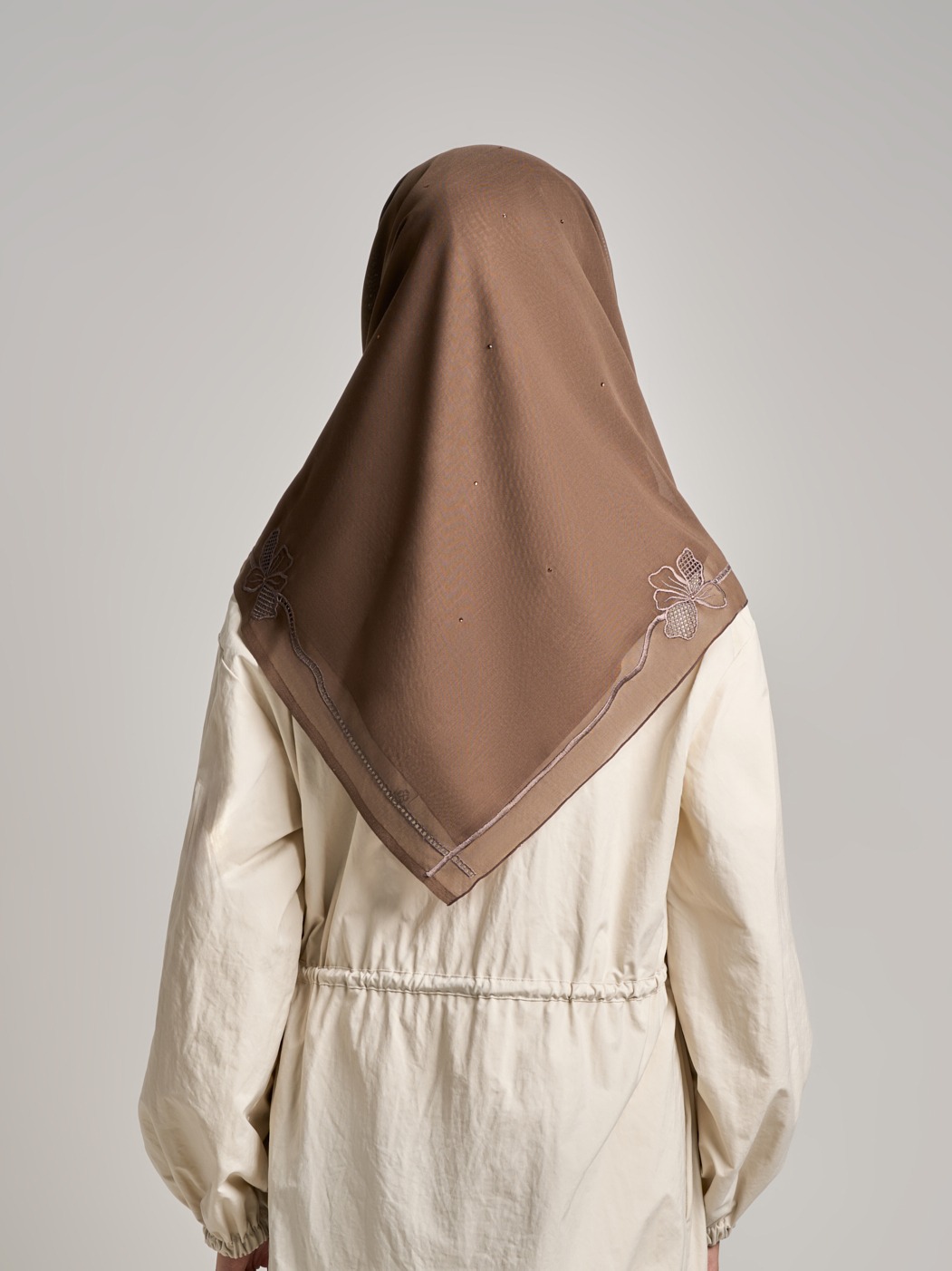 Afiya Embroidery - Hijab Segiempat Bordir Geometris & Bunga
