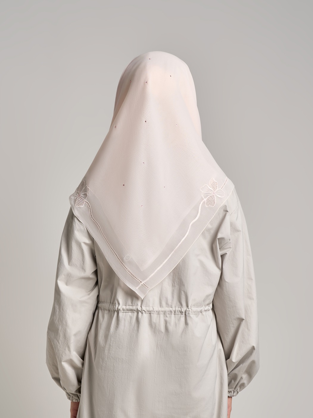 Afiya Embroidery - Hijab Segiempat Bordir Geometris & Bunga