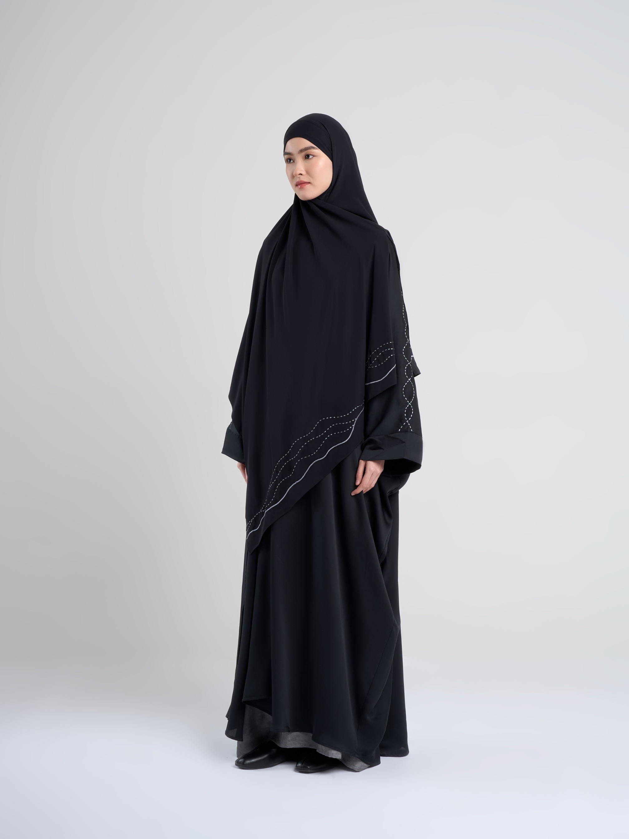 Amaya Outer - Outer Kaftan Satin