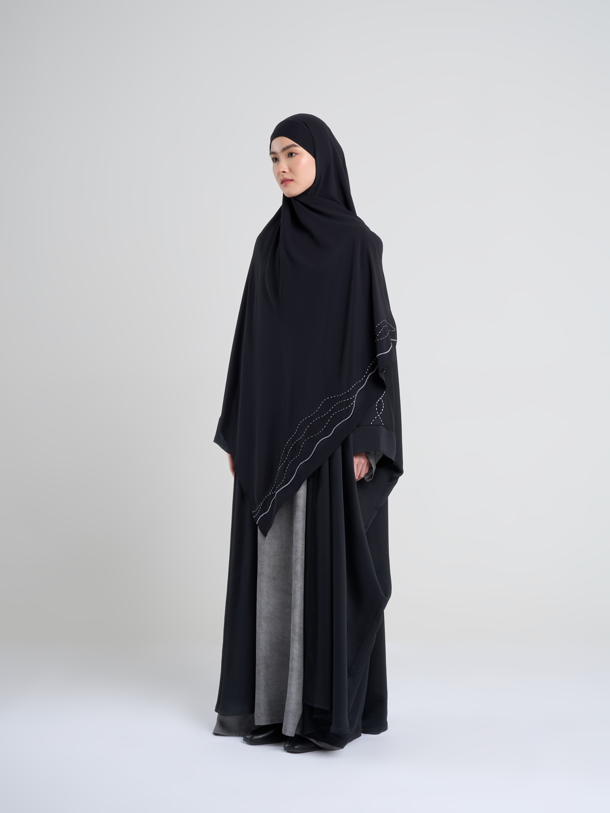 Amaya Outer - Outer Kaftan Satin