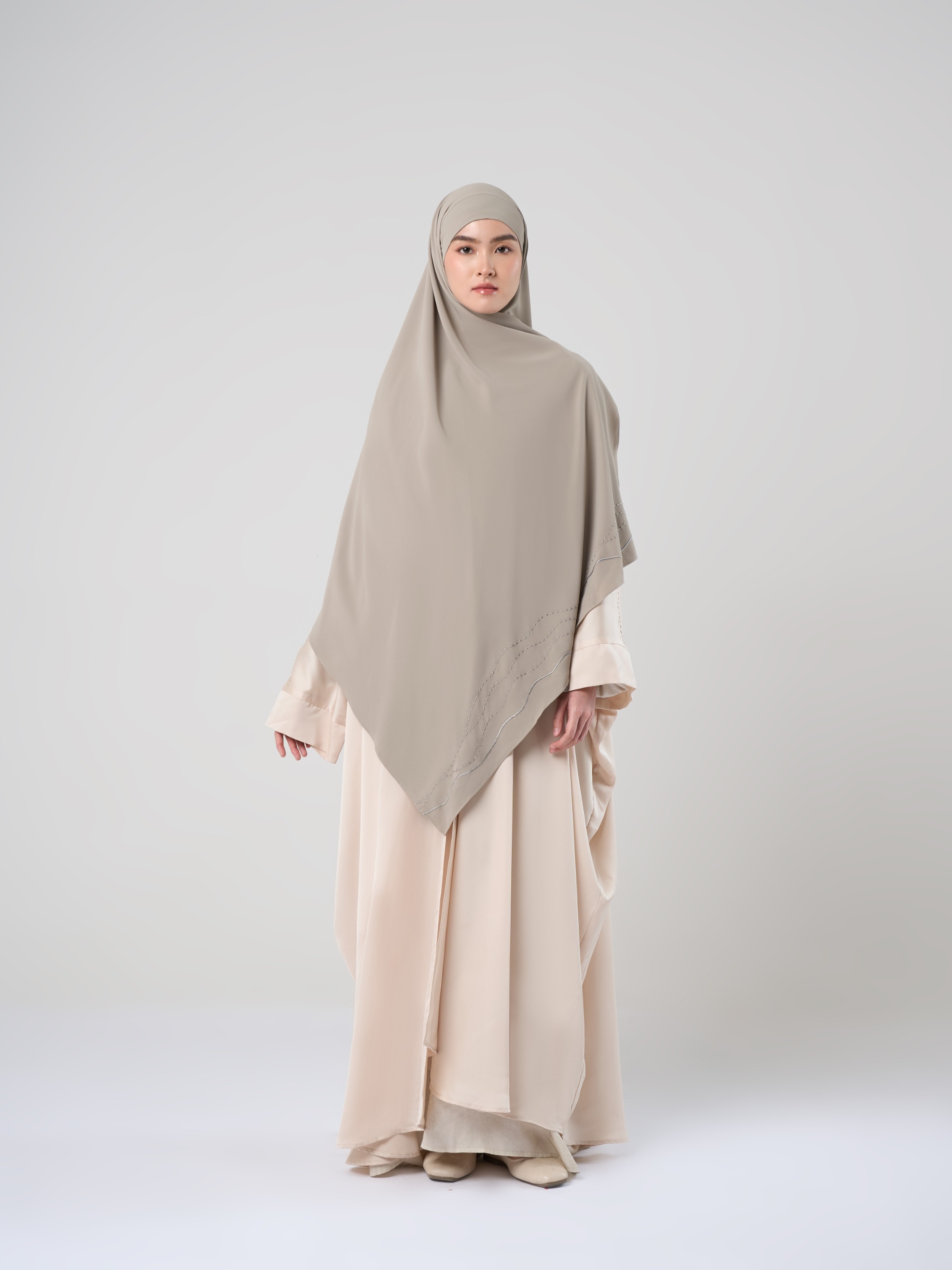 Amaya Outer - Outer Kaftan Satin