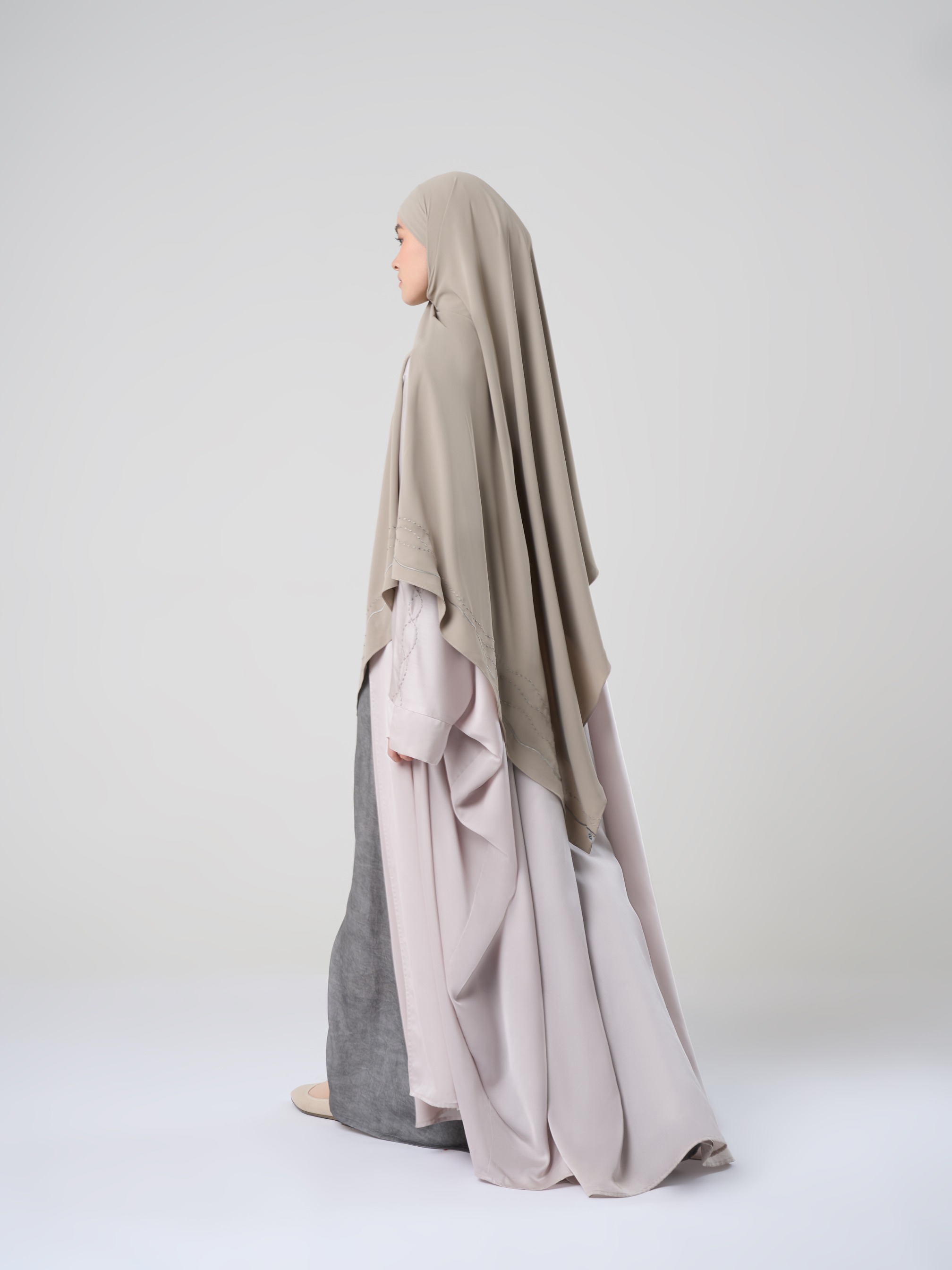 Amaya Outer - Outer Kaftan Satin