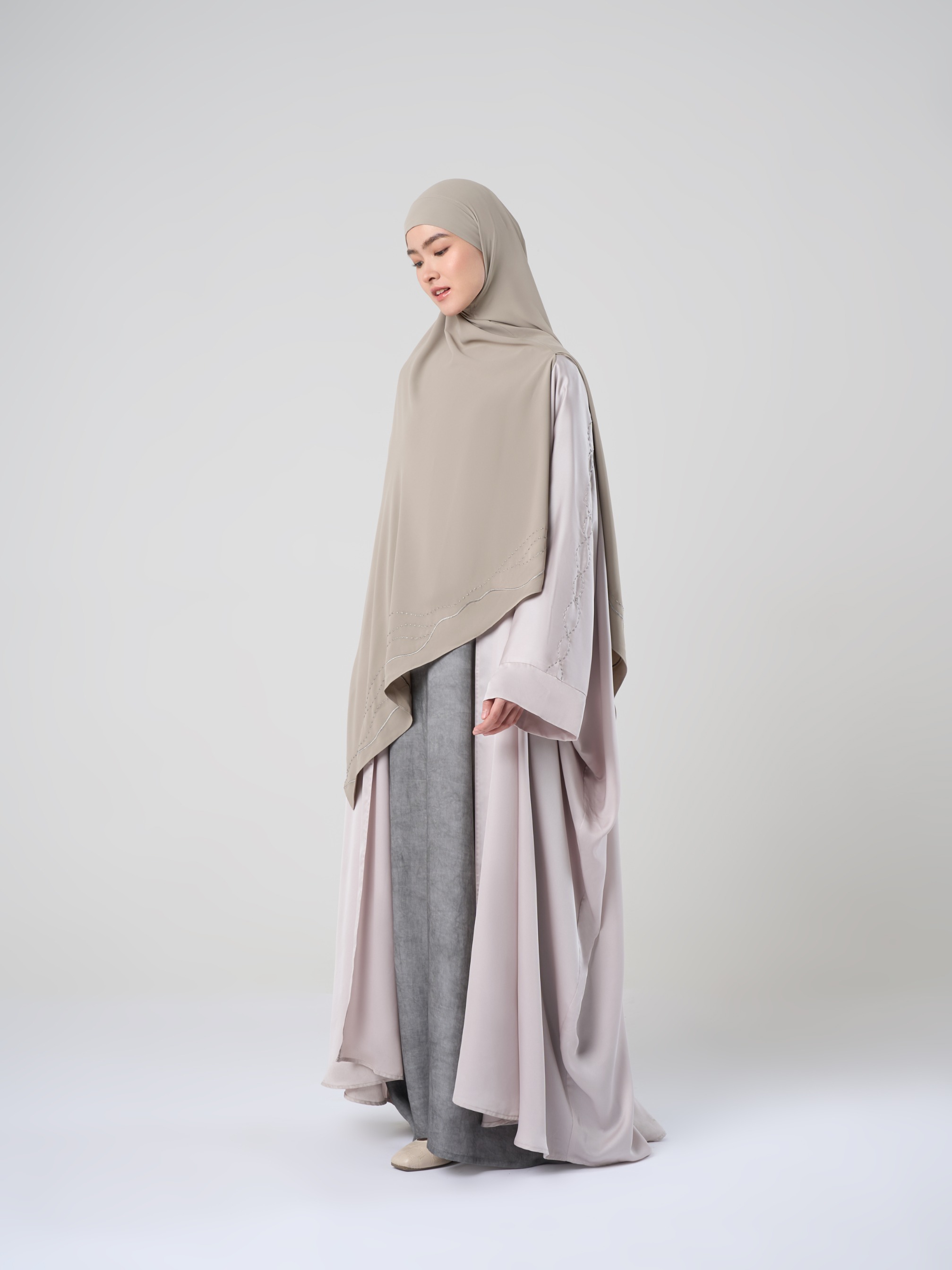 Amaya Outer - Outer Kaftan Satin