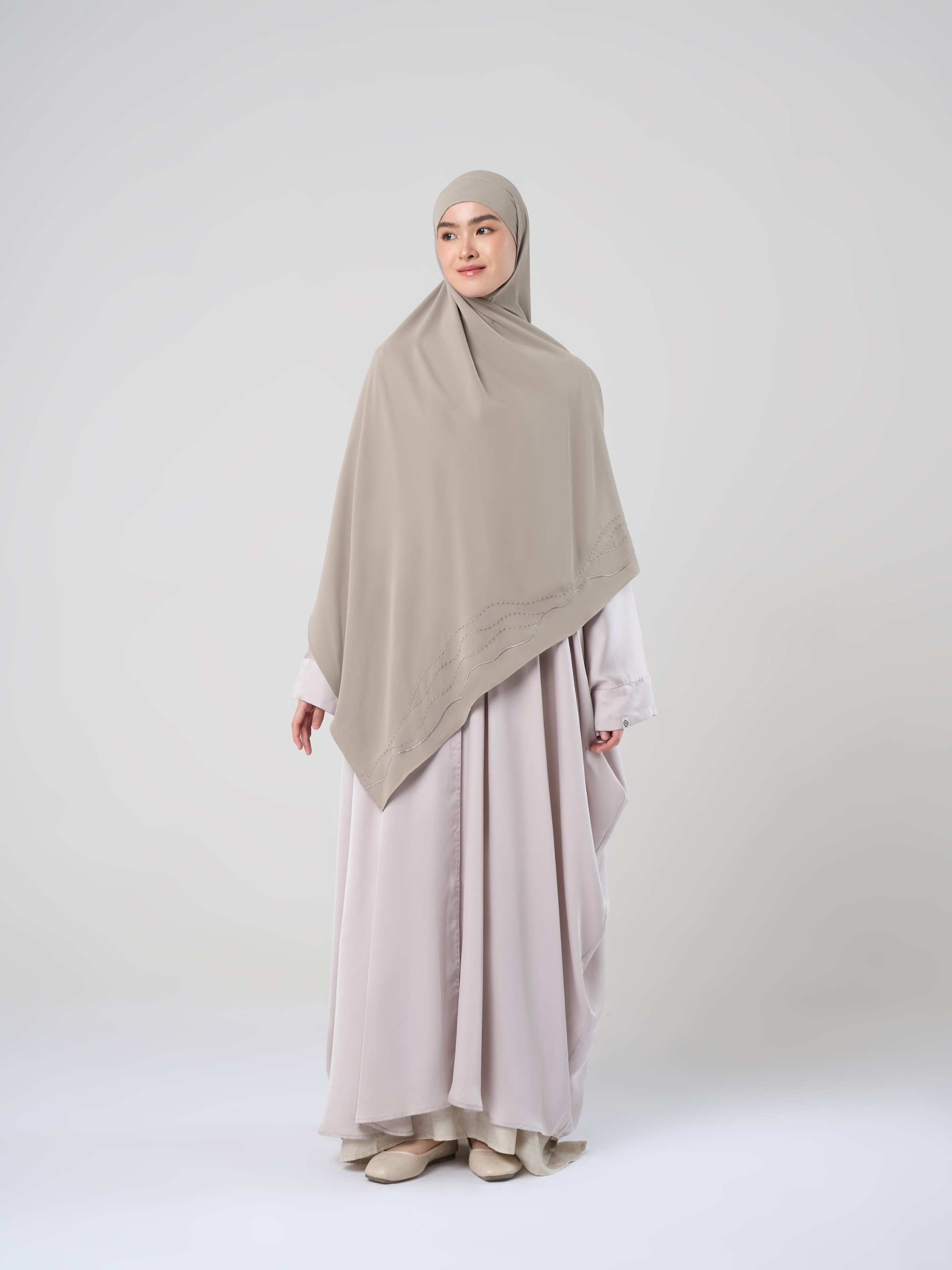 Amaya Outer - Outer Kaftan Satin