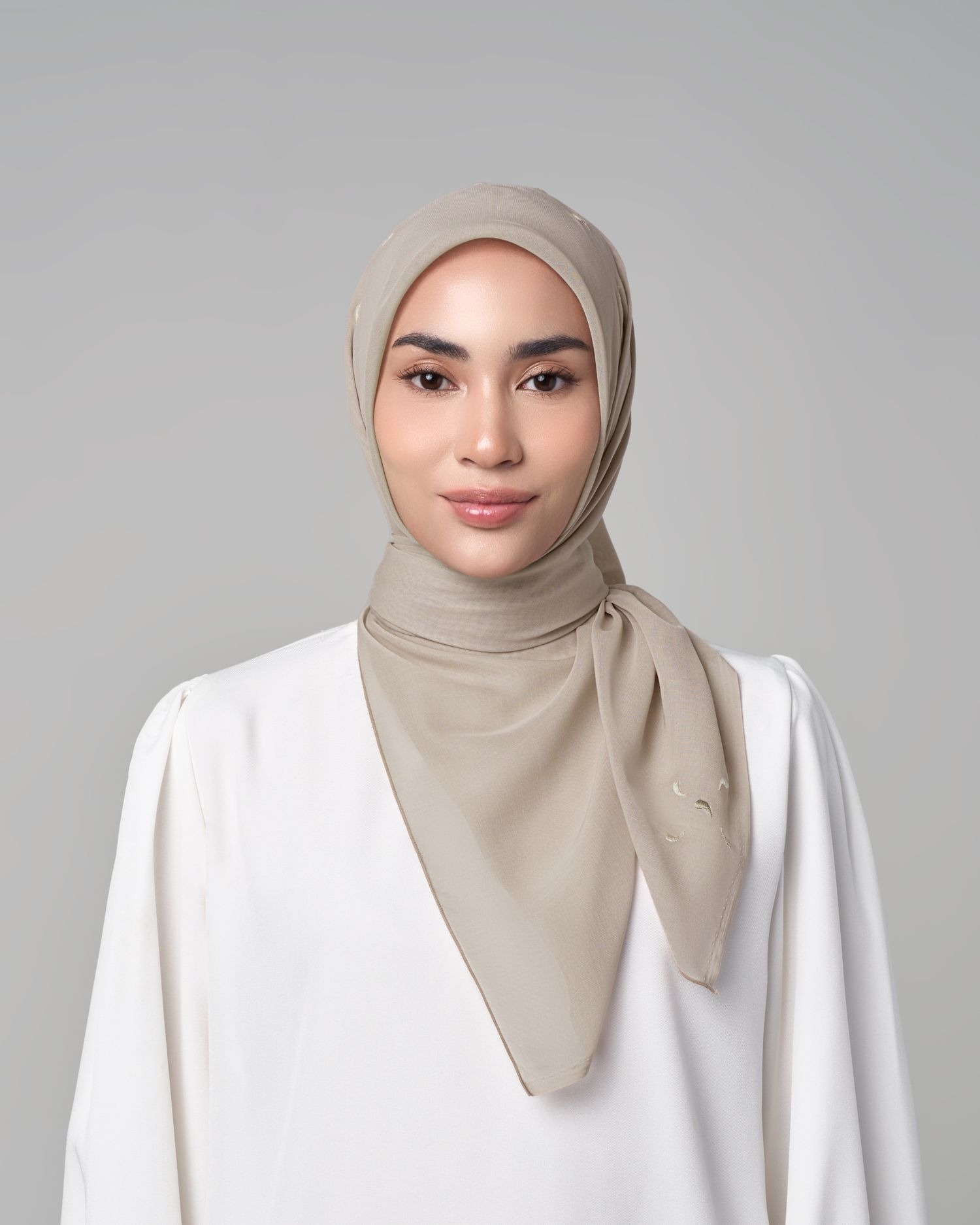 Aquira Embroidery - Hijab Segiempat Bordir Tetesan Air