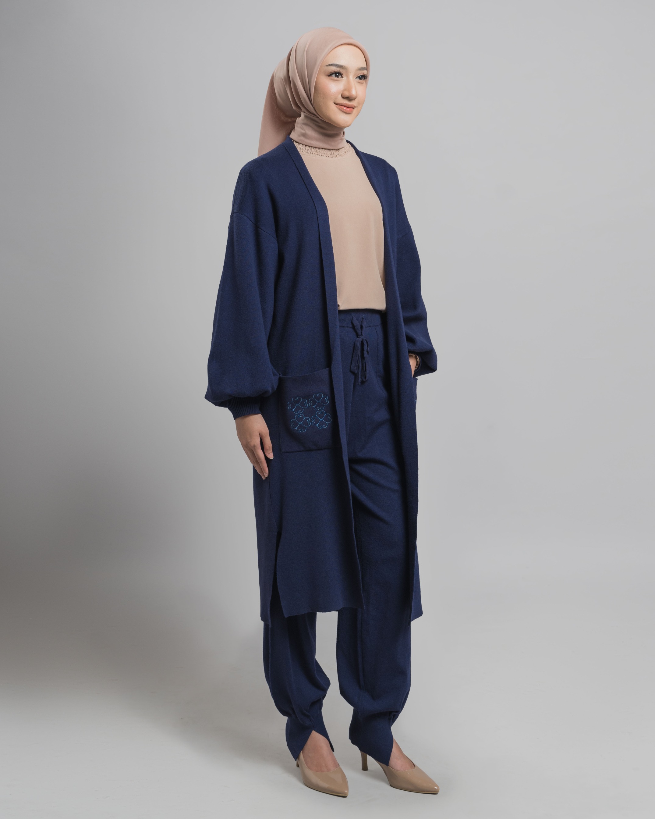 Dara Outer - Cardigan Panjang Rajut