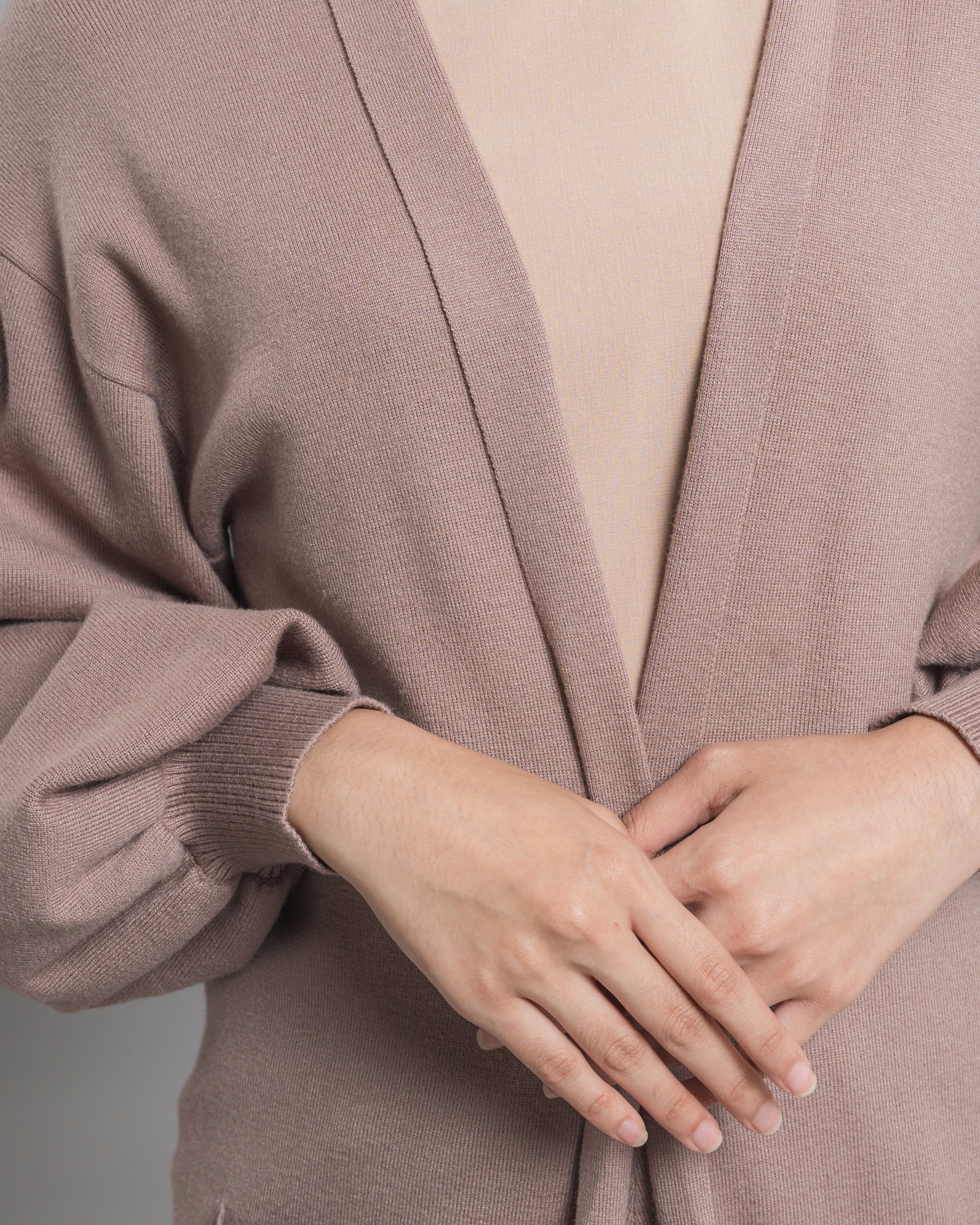 Dara Outer - Cardigan Panjang Rajut