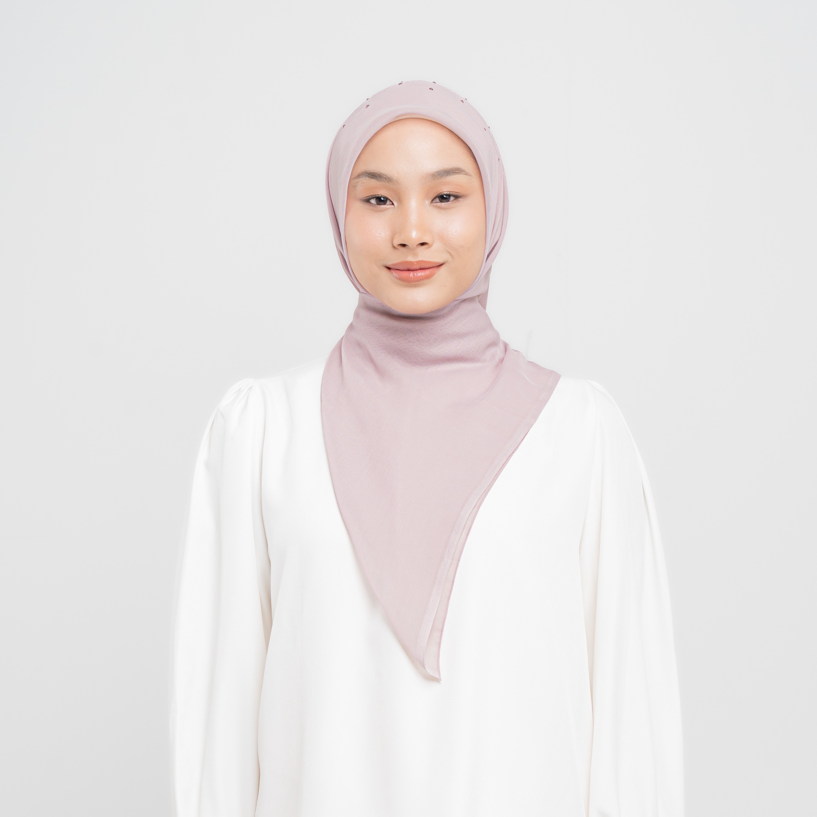 New Colors of Paris Swarovski 29 - Hijab Segiempat Swarovski Paris Japan Premium