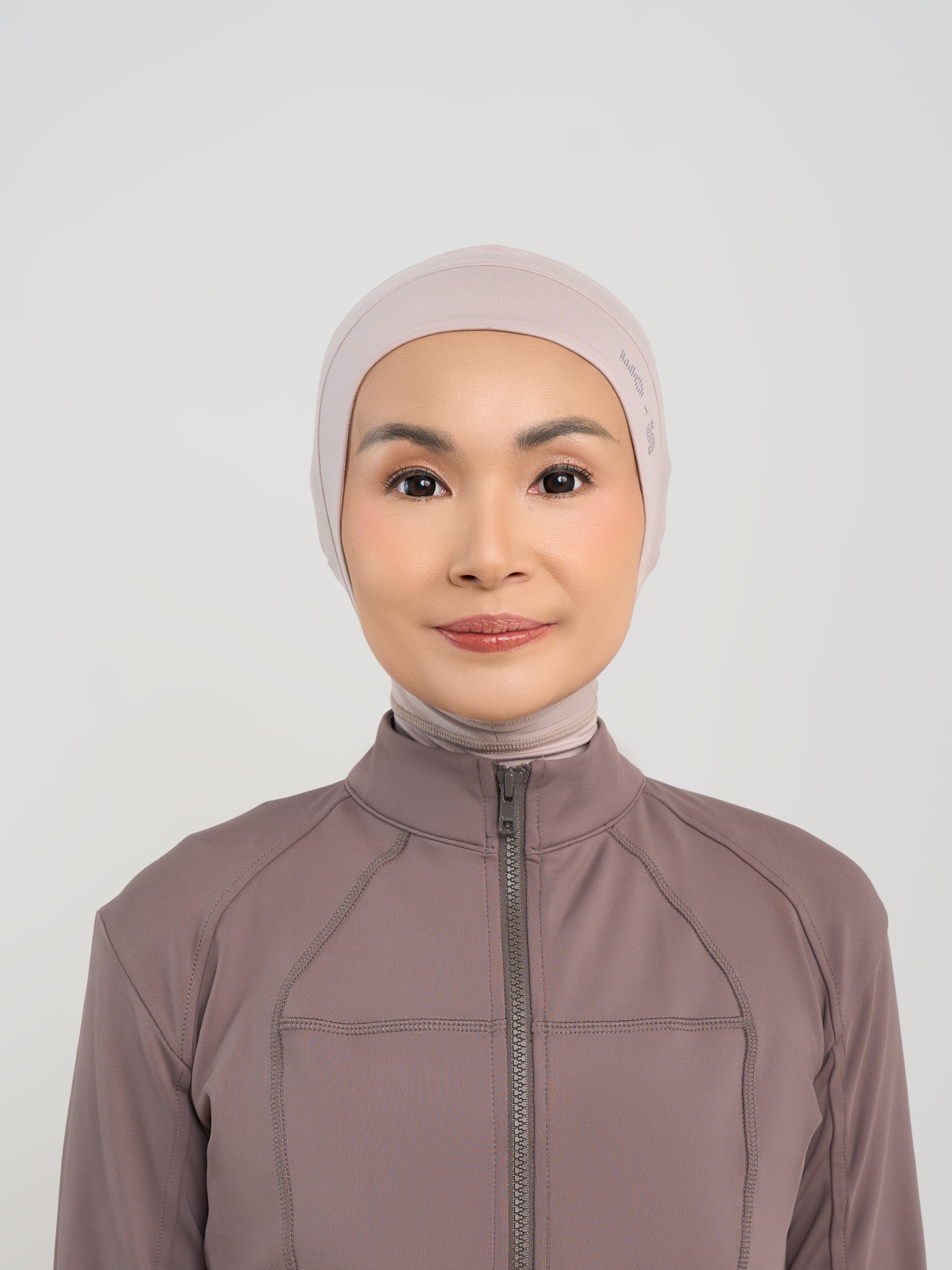 EasyOn x Soraya Larasati - Soraya Hijab Sport