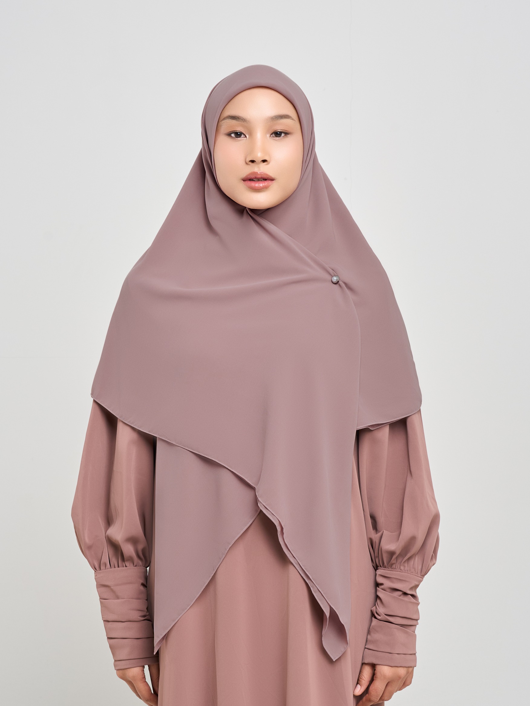Hafsah Syar'i - Hijab Syar'i Segiempat