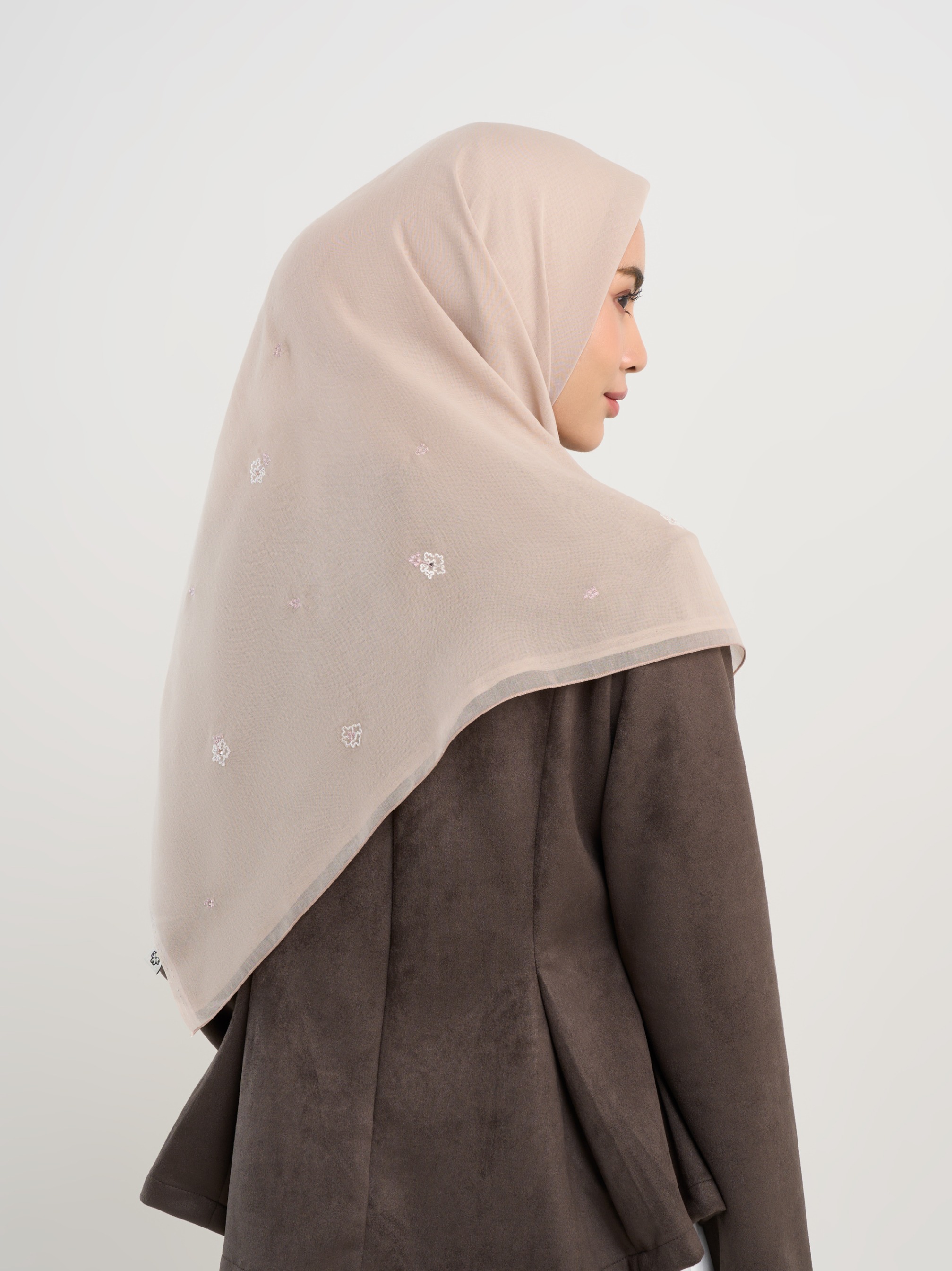 Kenna Embroidery - Hijab Segiempat Bordir Bunga Crystal
