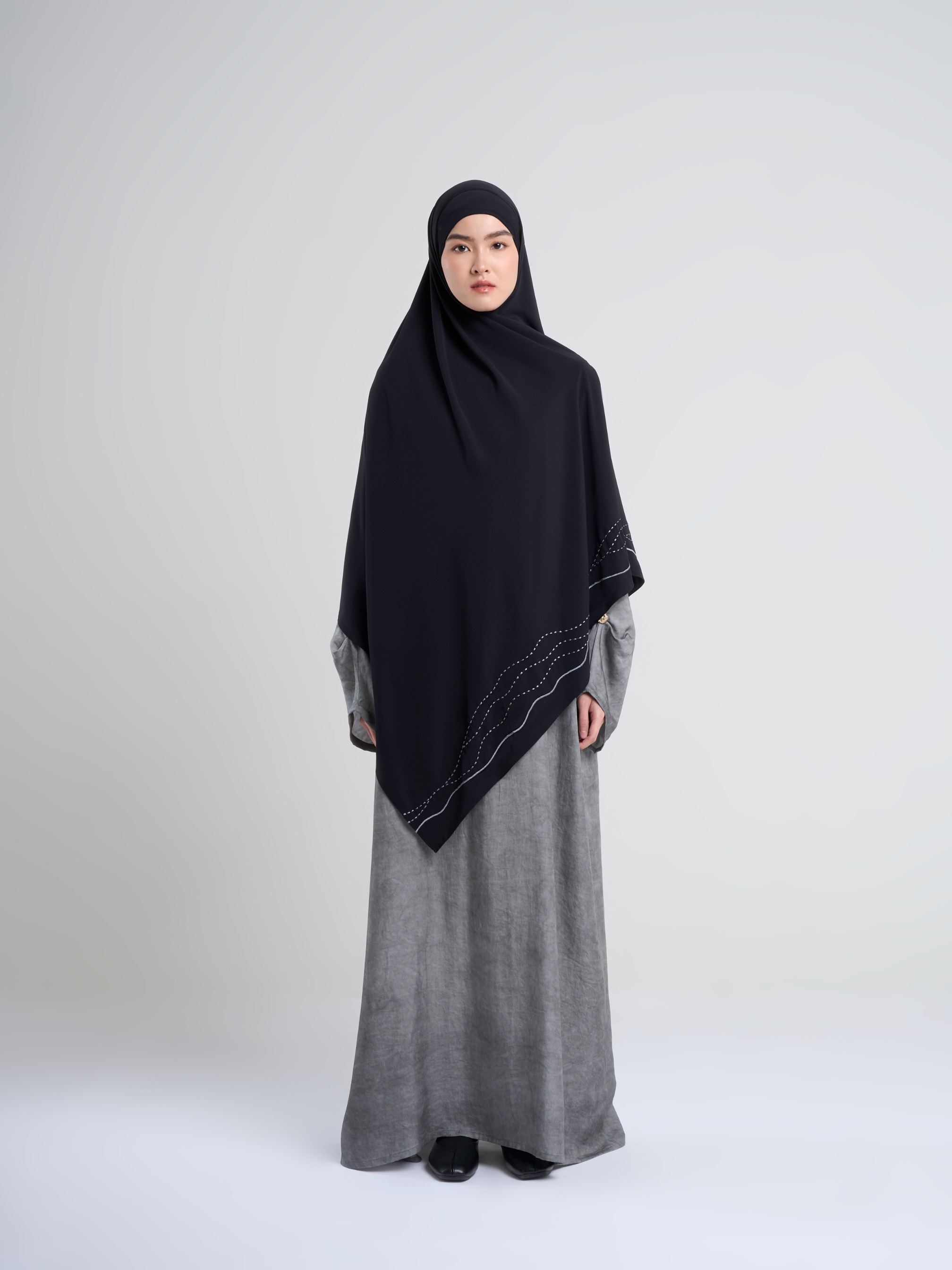 Rihlah Abaya - Abaya Tencel Premium