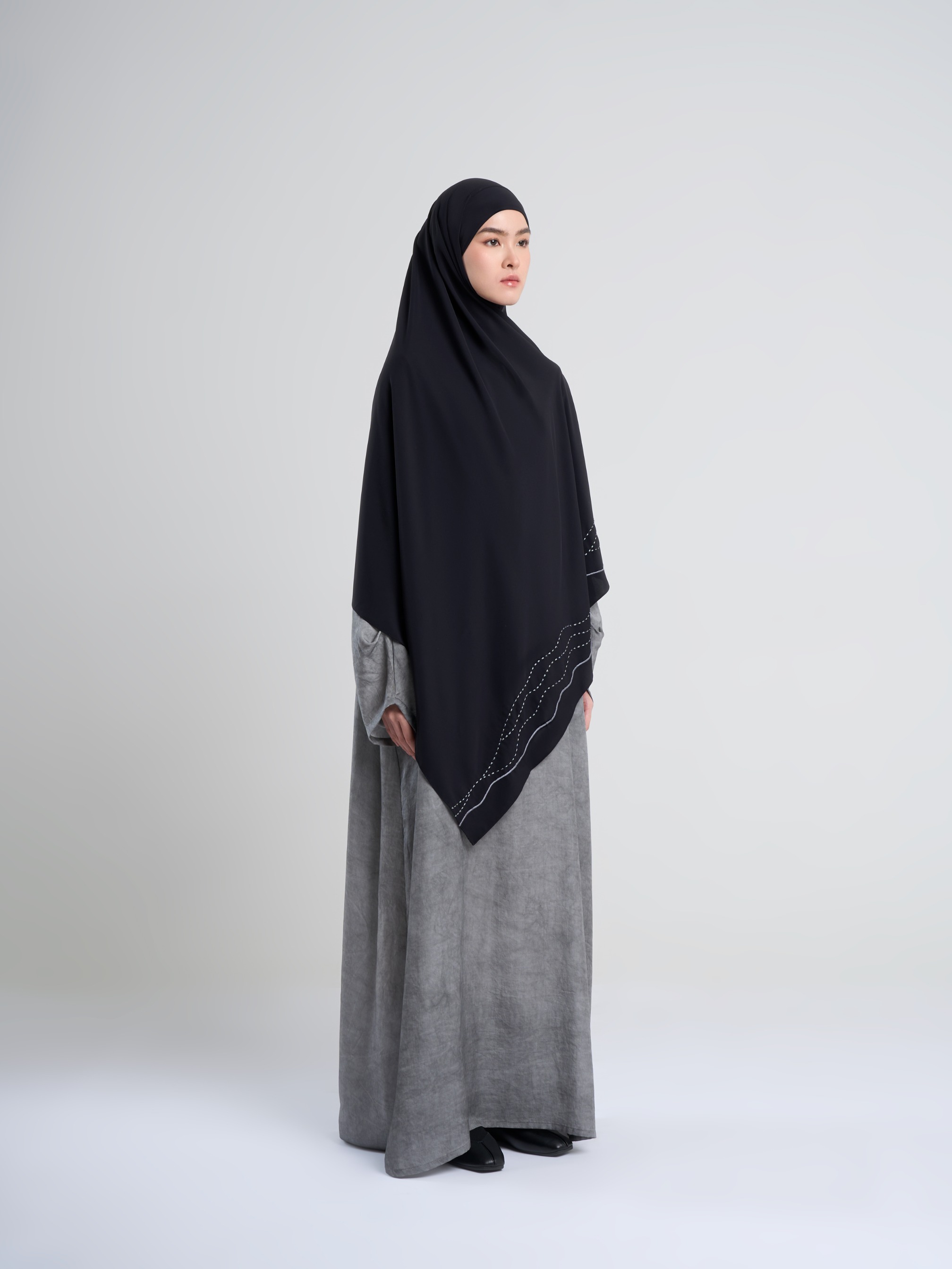 Rihlah Abaya - Abaya Tencel Premium