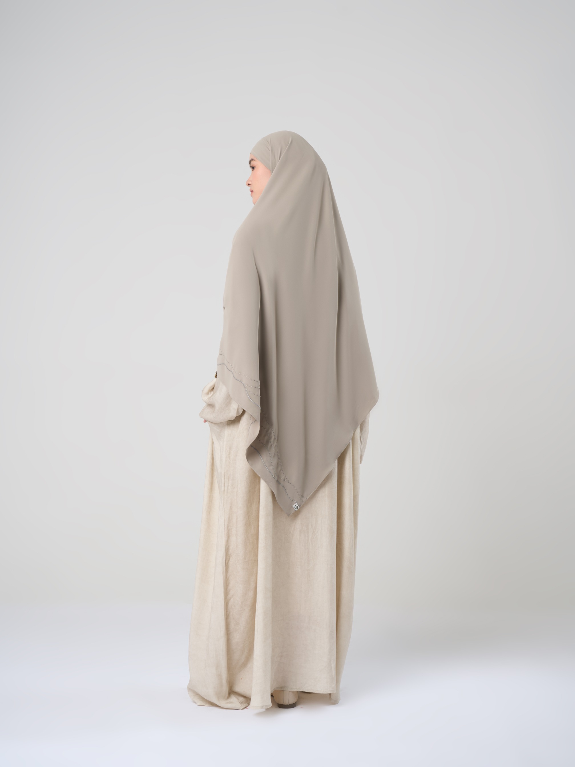Rihlah Abaya - Abaya Tencel Premium