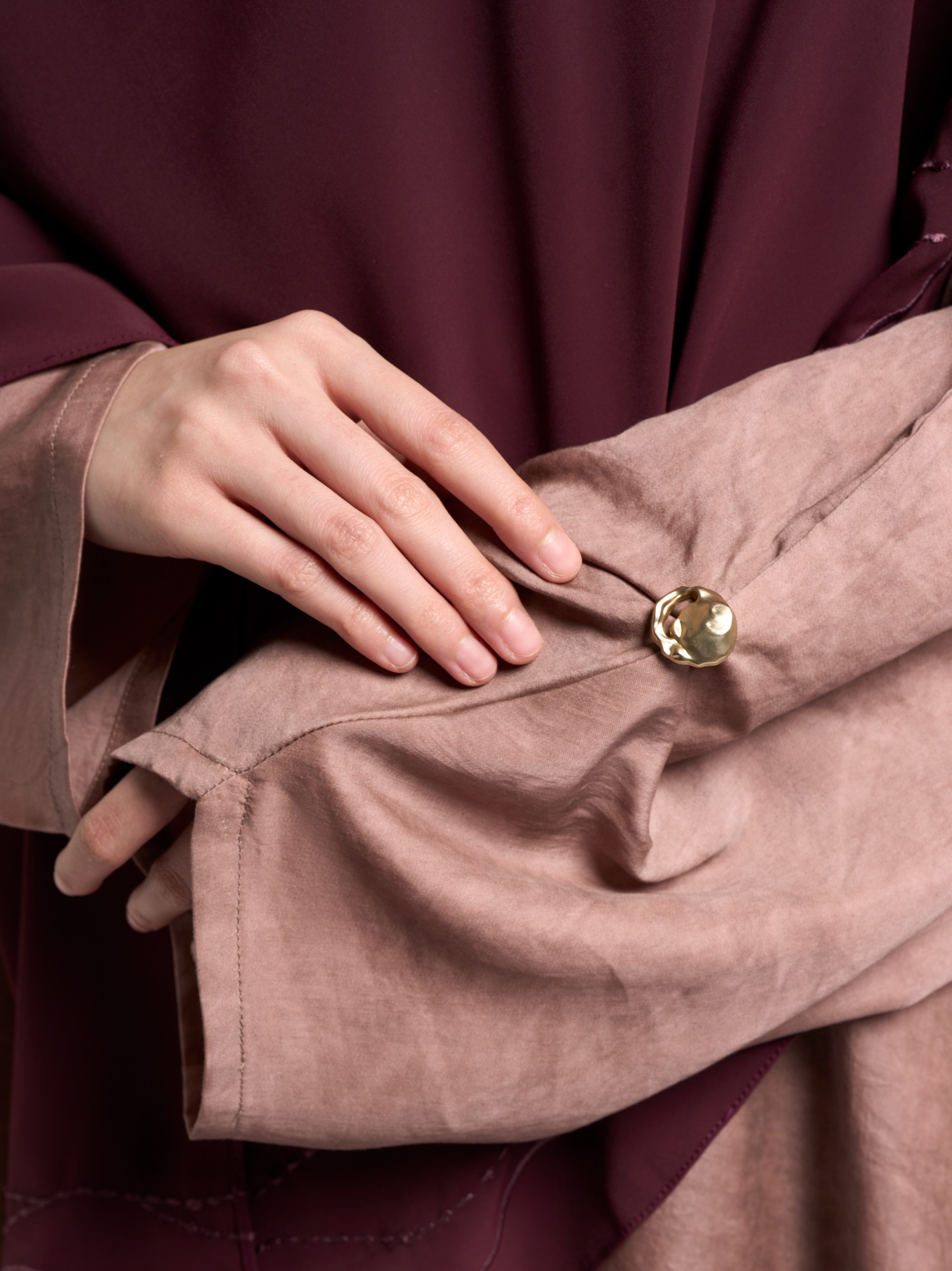 Rihlah Abaya - Abaya Tencel Premium