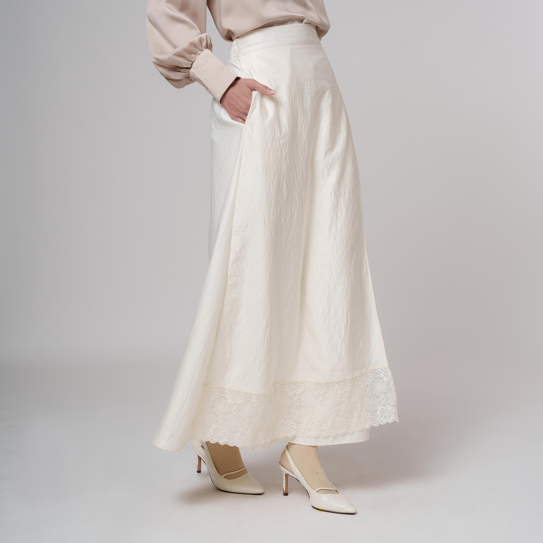 Hilya Skirt - Rok Satin Silk Premium