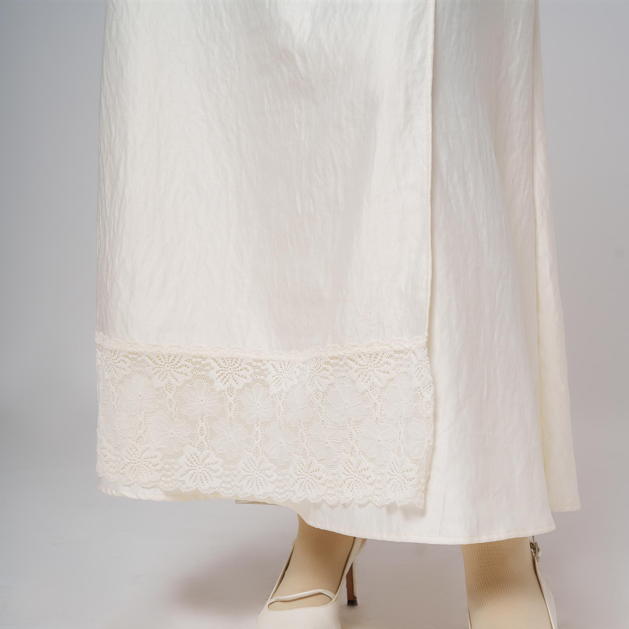 Hilya Skirt - Rok Satin Silk Premium
