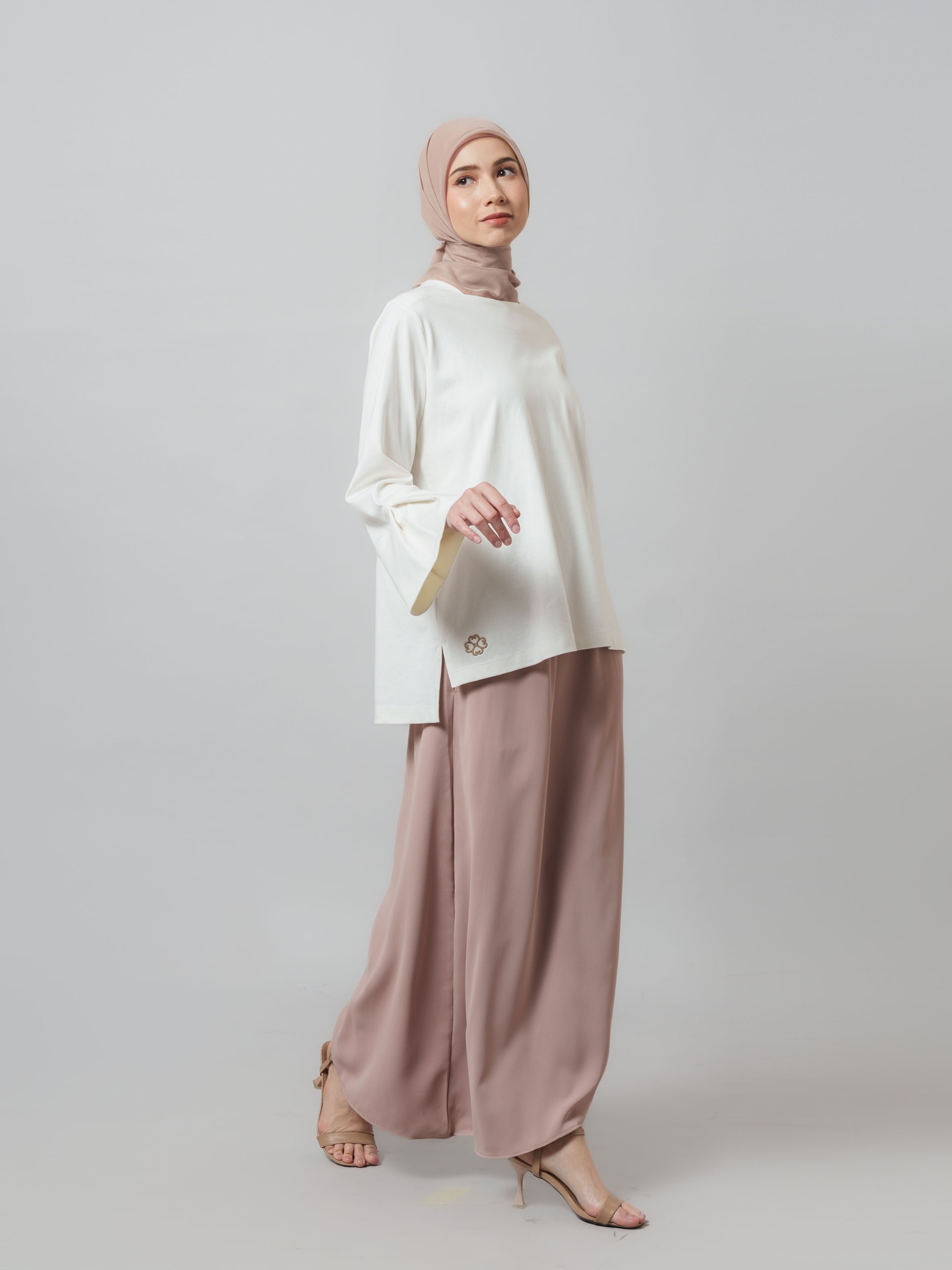 Sera Top - Blouse Polos Lengan Panjang