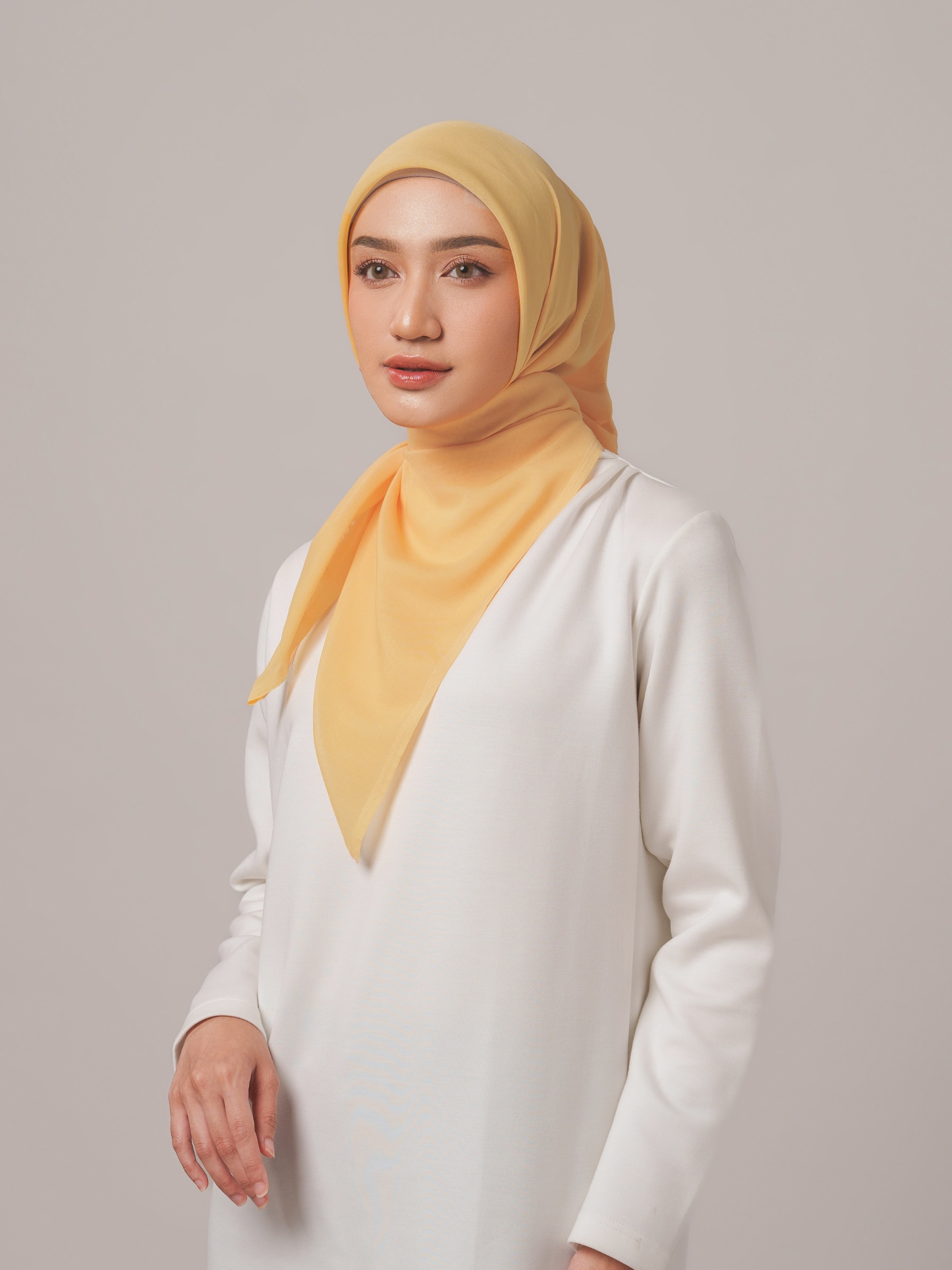 Plain Paris Yellow & Orange Series - Hijab Segiempat Paris Jepang Premium