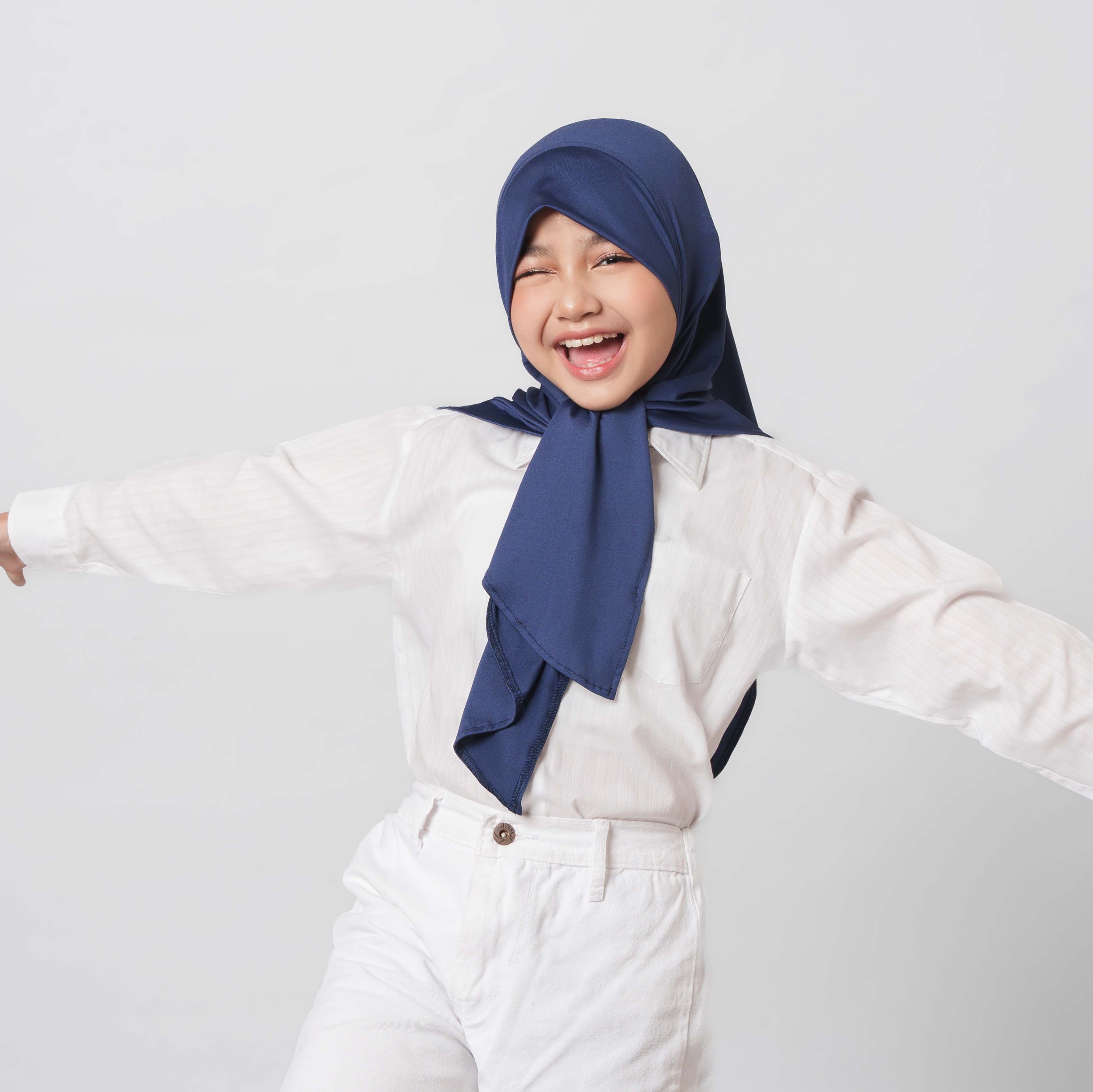 Abila Bergo - Jilbab Instan Anak