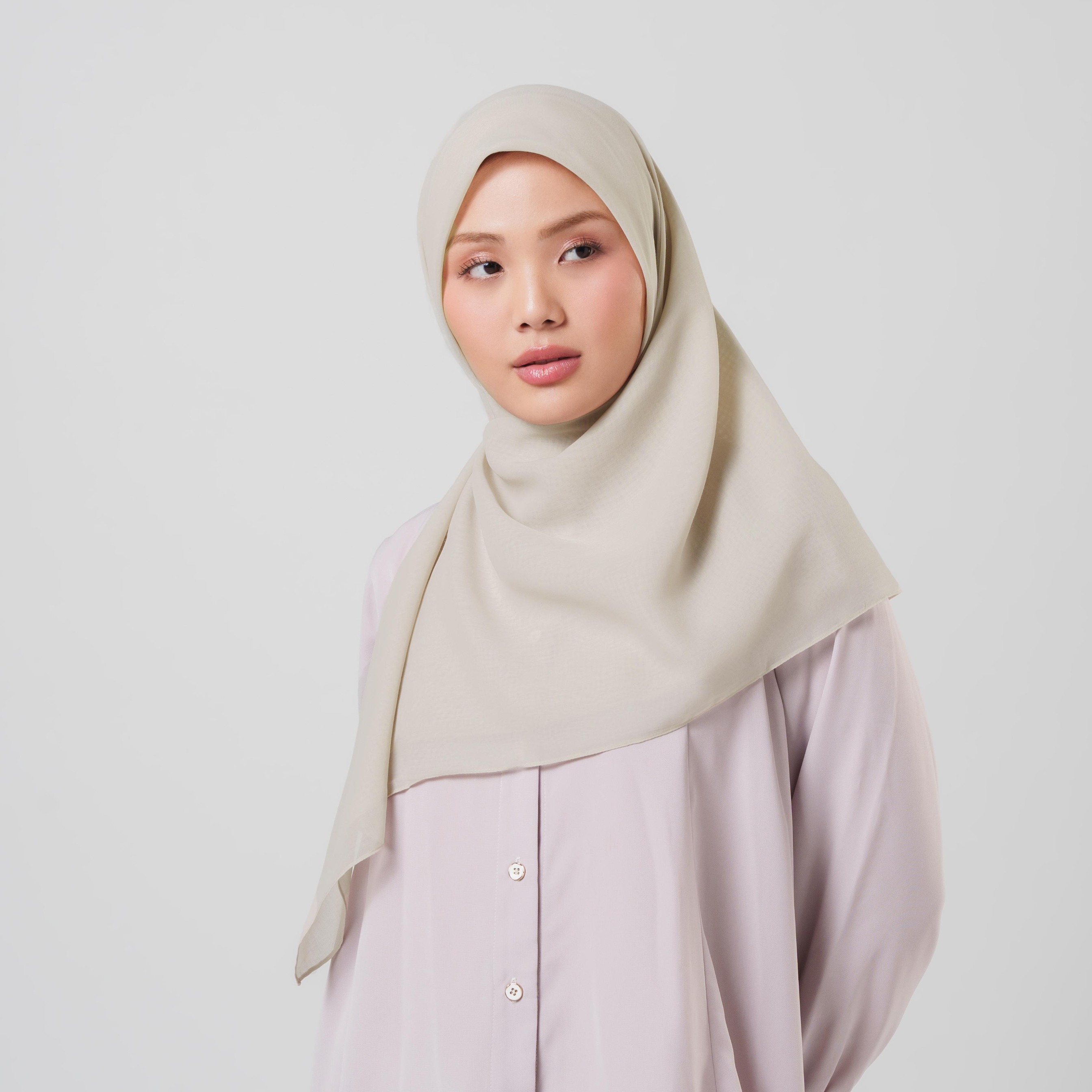 Plain Ultrasoft -  Hijab Segiempat Polos Premium