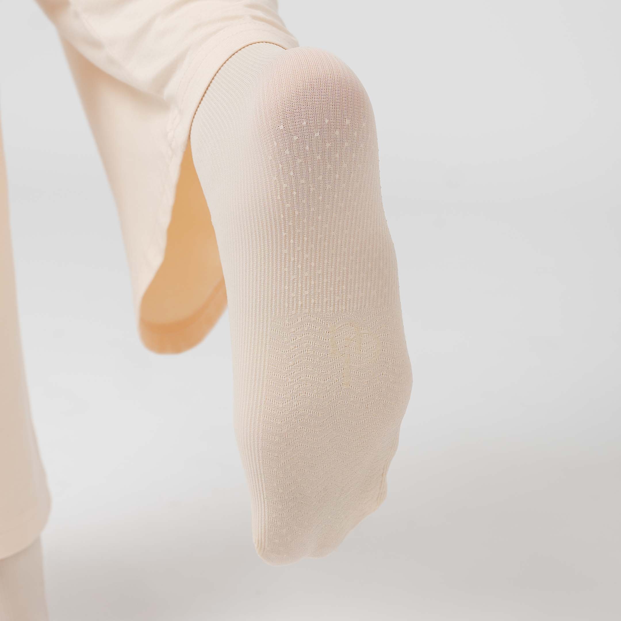 Isba Sock - Kaos Kaki Anti Slip