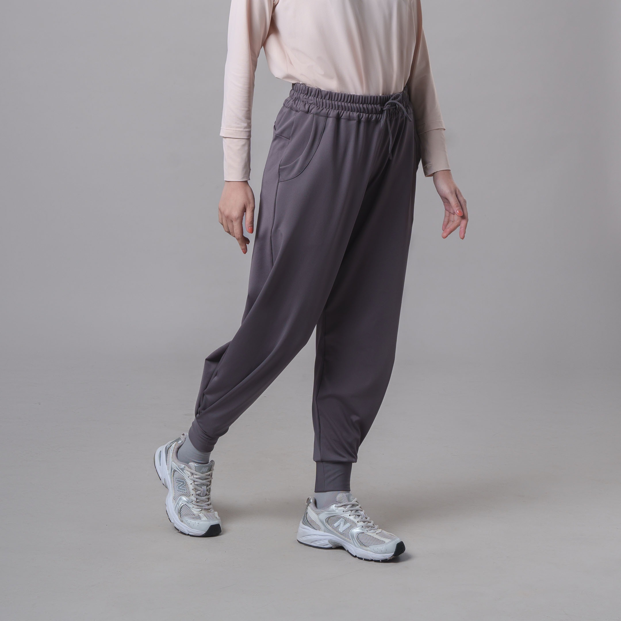 EasyOn Celia Jogger Pants - Celana Training Olahraga