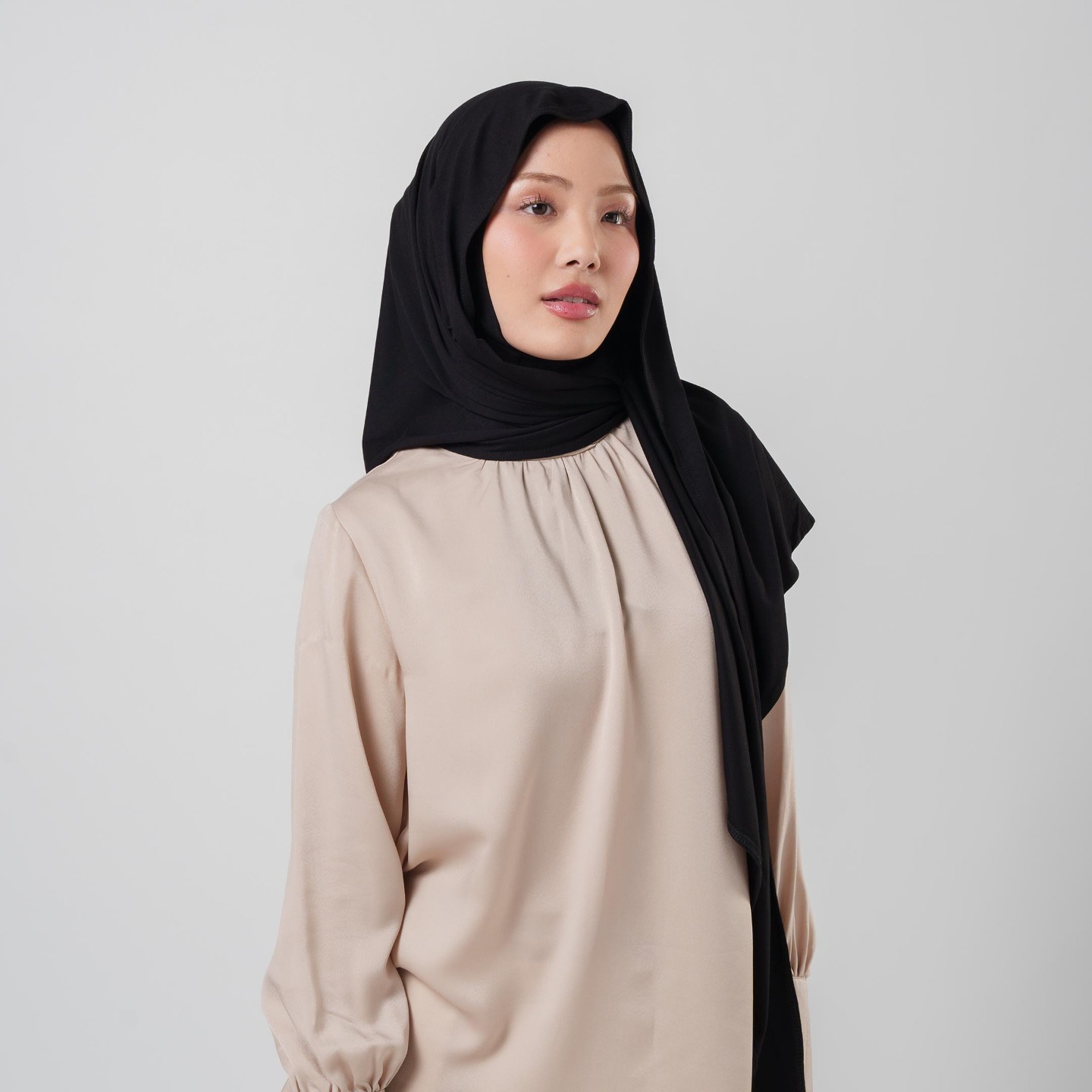 Mira Inner Pahmina Hitam