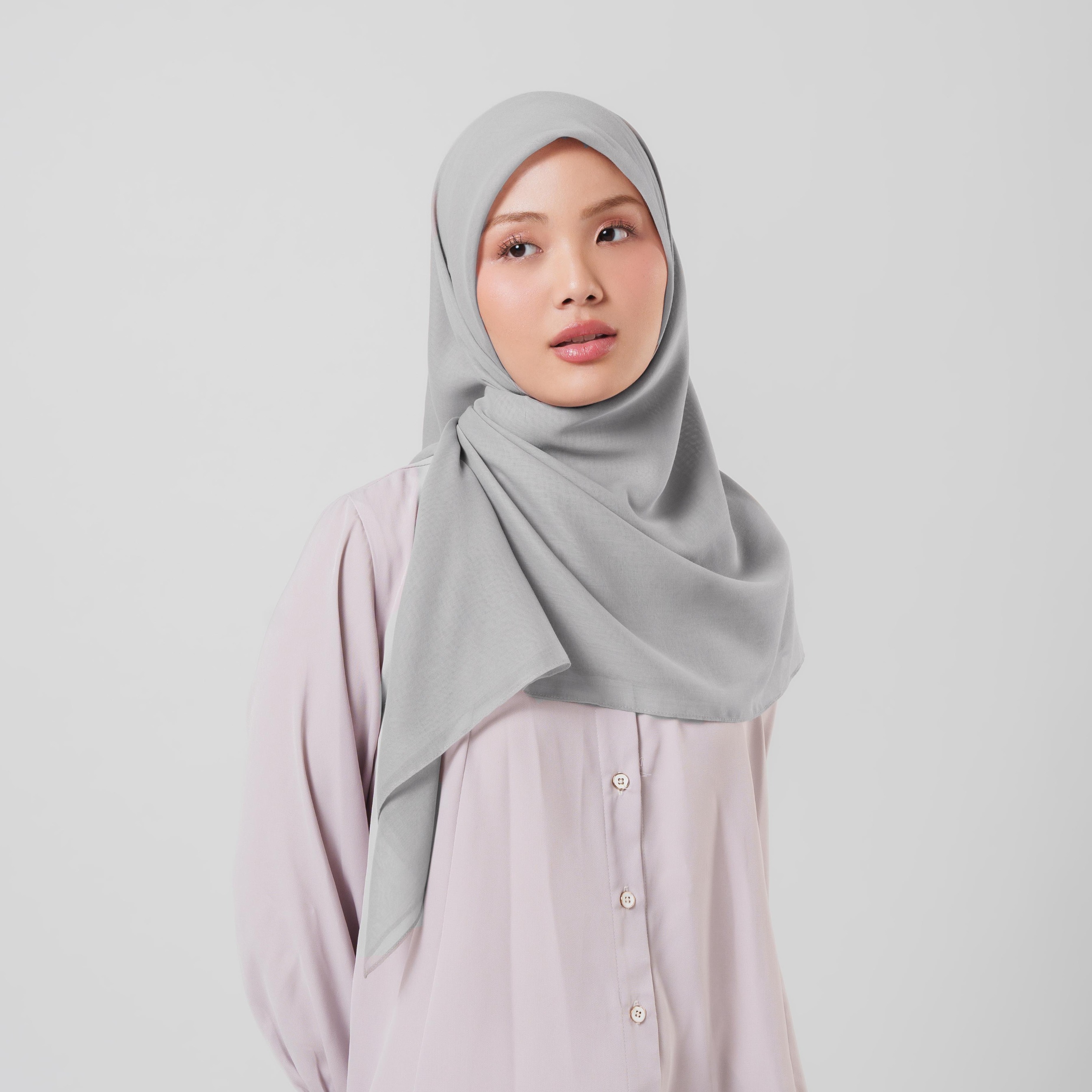 Plain Ultrasoft -  Hijab Segiempat Polos Premium