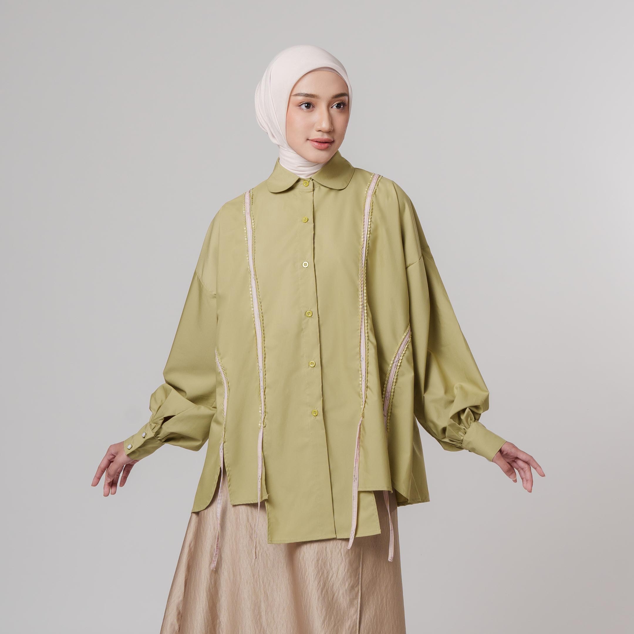 Mahira Top - Kemeja Oversize Lengan Balon