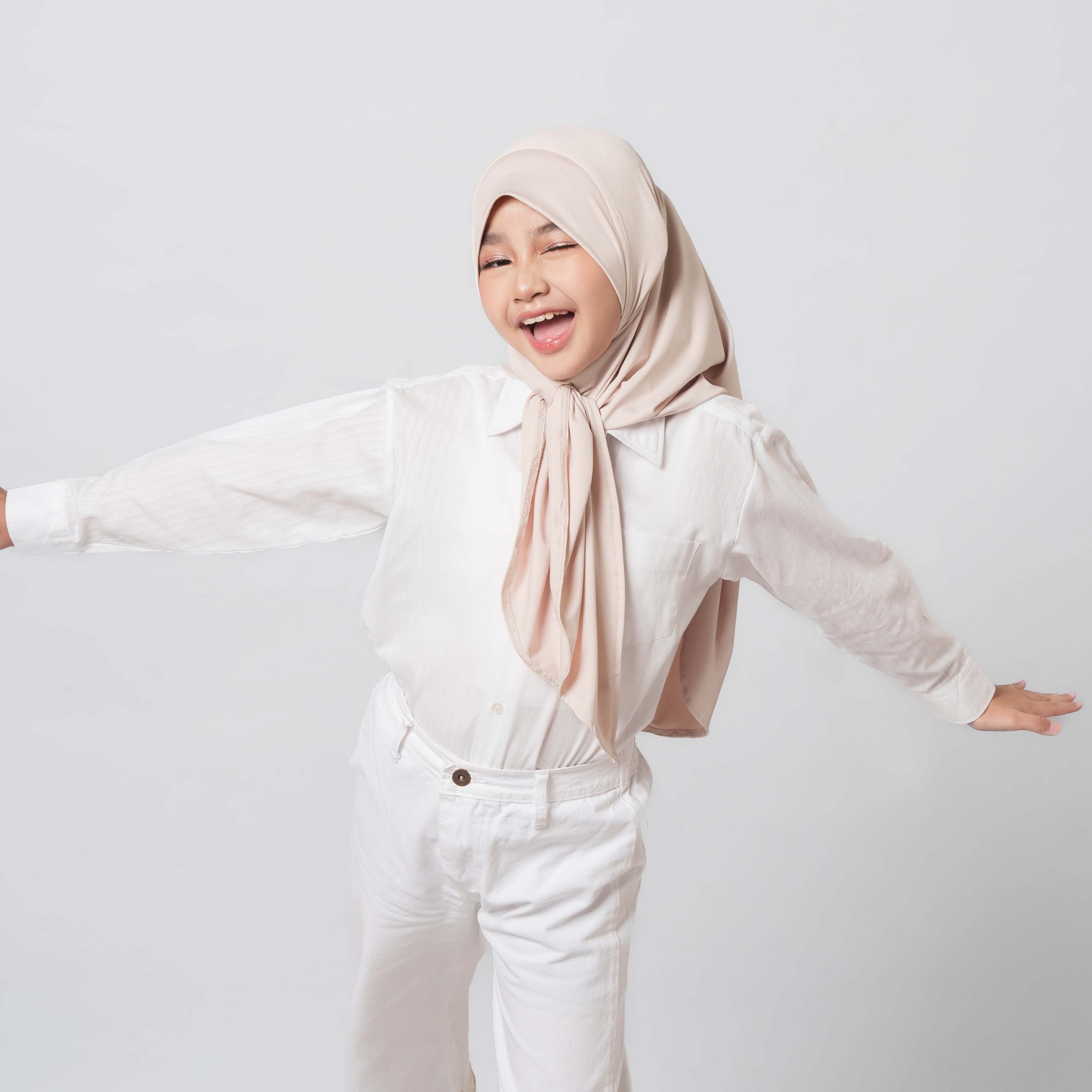 Abila Bergo - Jilbab Instan Anak